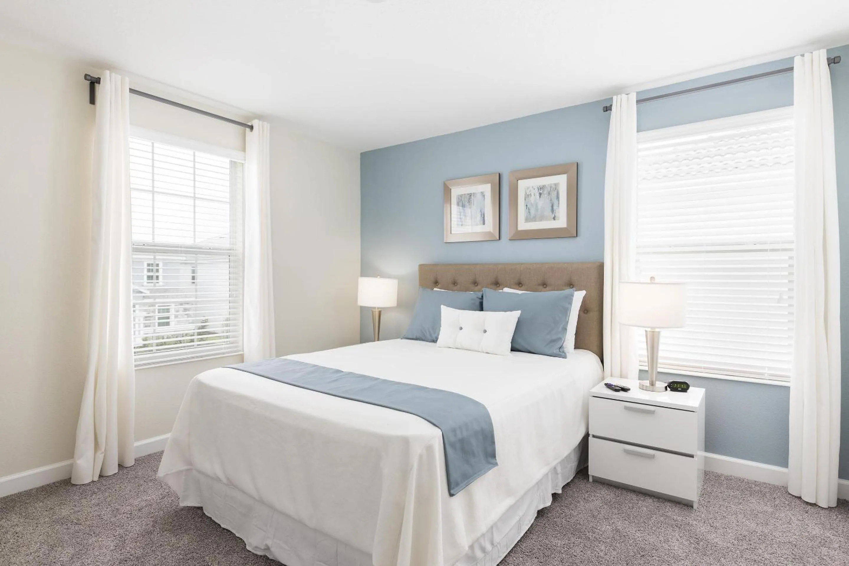 Property building, Bed in Champions Gate Resort, Game Room, Theater, Near Attractions!!