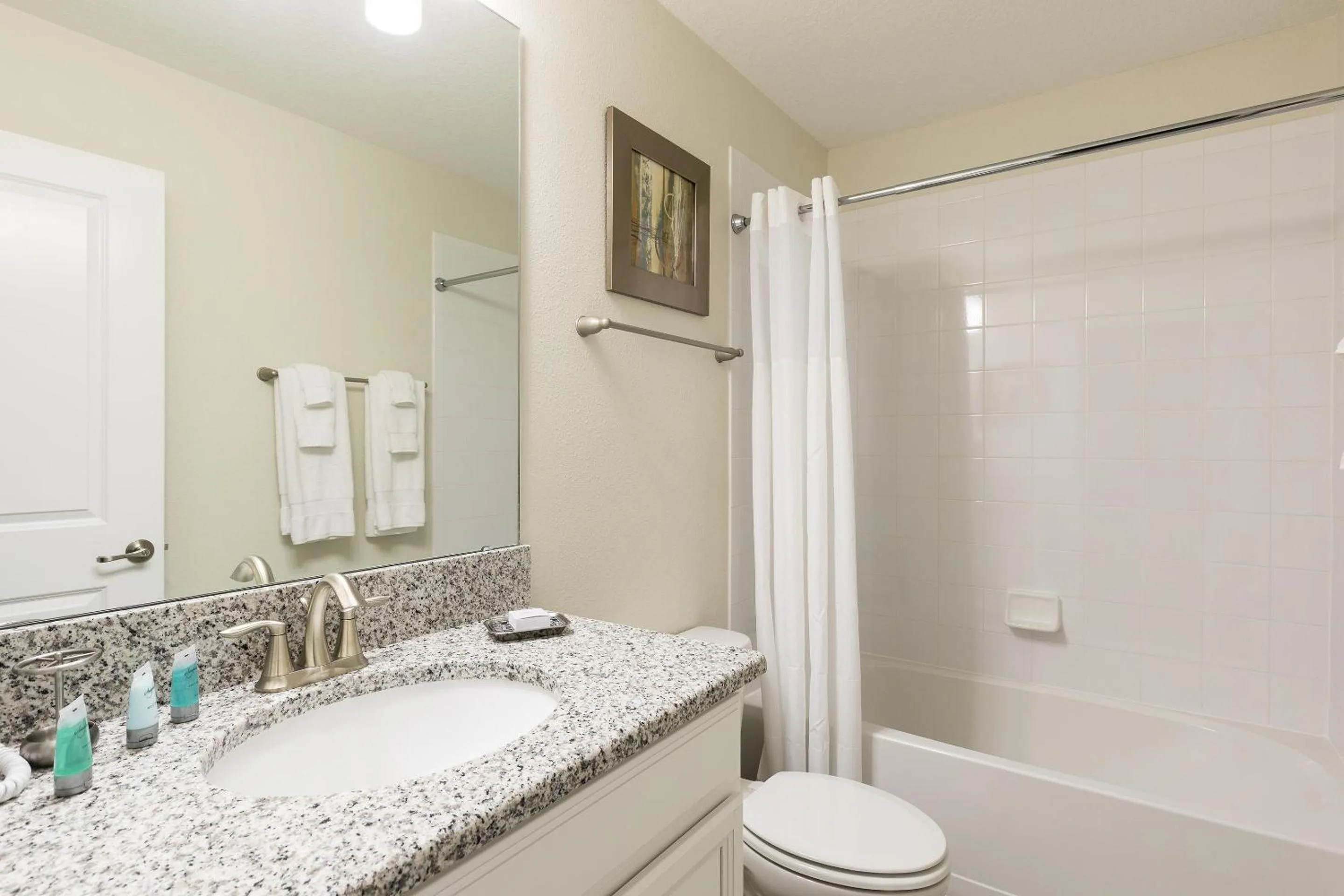 Property building in Champions Gate Resort, Game Room, Theater, Near Attractions!!