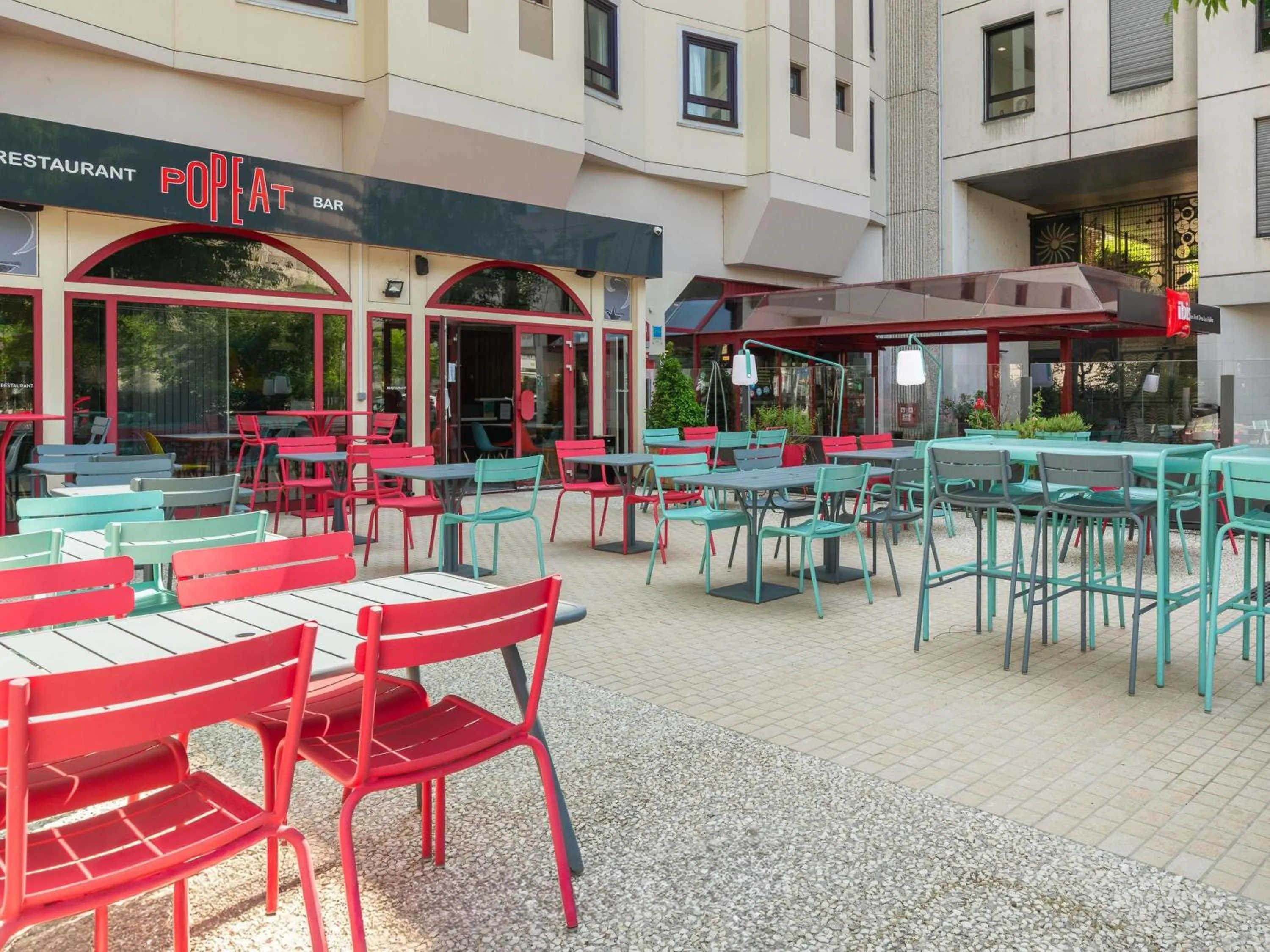 Lounge or bar in ibis Lyon Part Dieu Les Halles