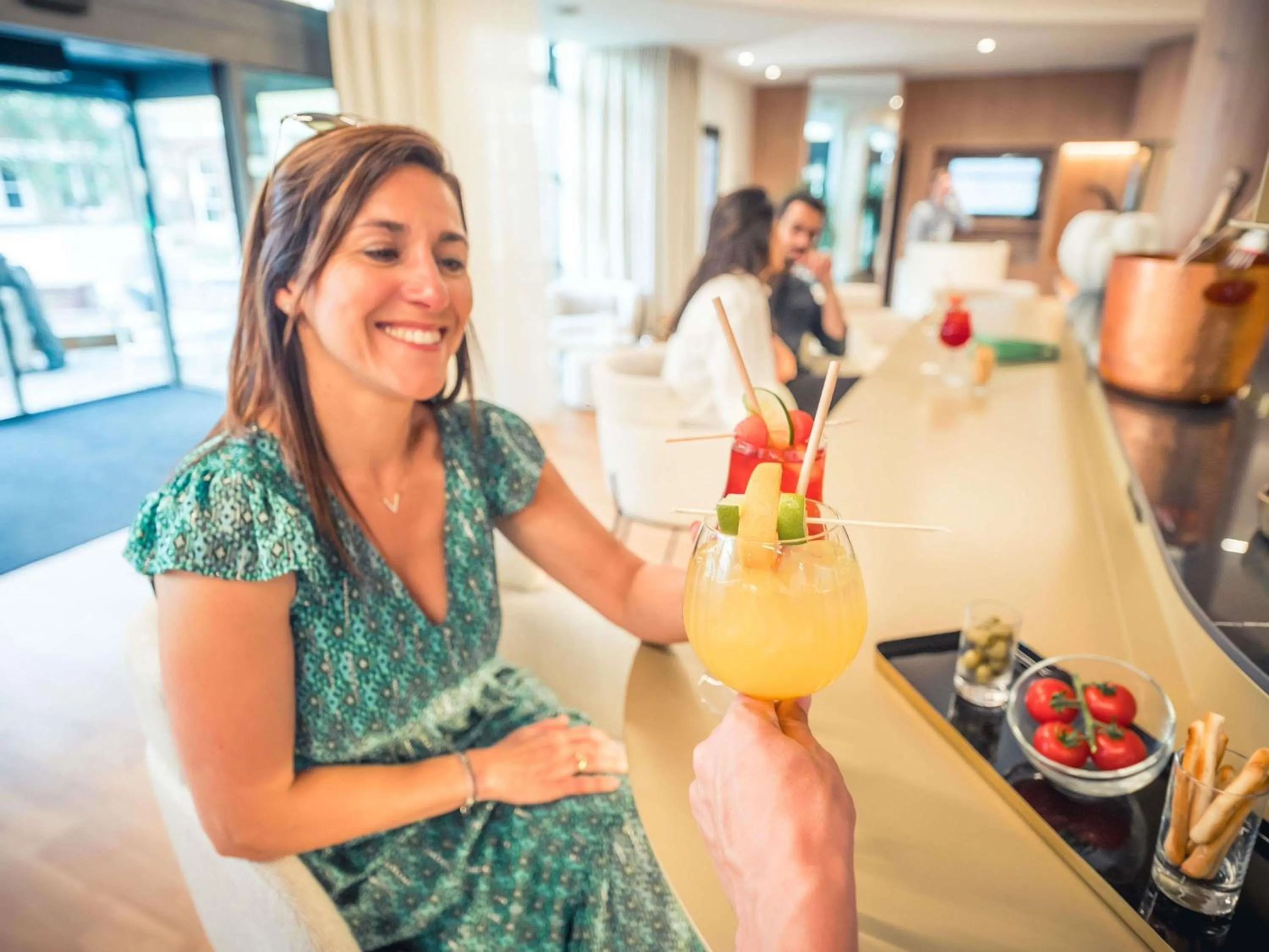 Lounge or bar in Mercure Troyes Centre