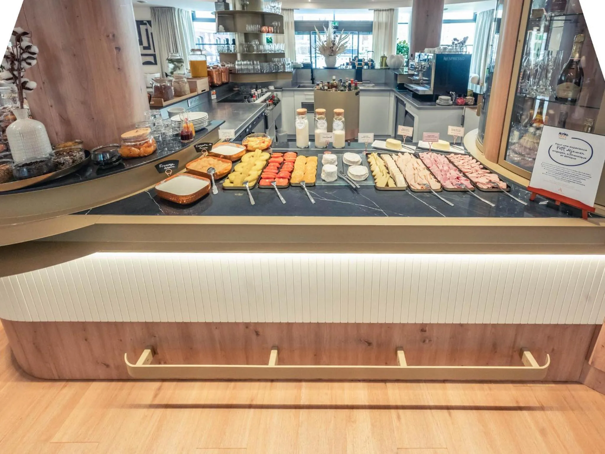 Breakfast in Mercure Troyes Centre