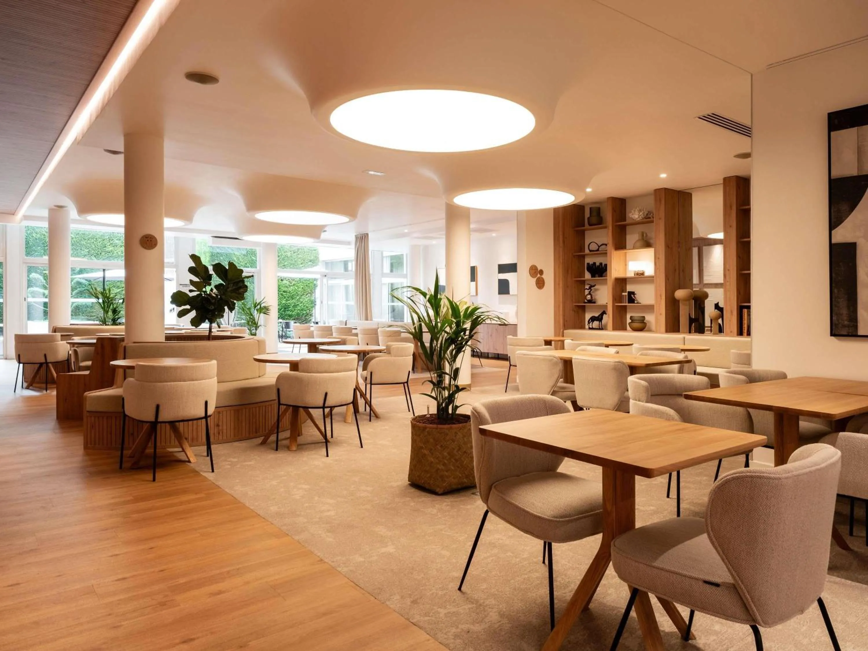 Restaurant/places to eat in Mercure Troyes Centre