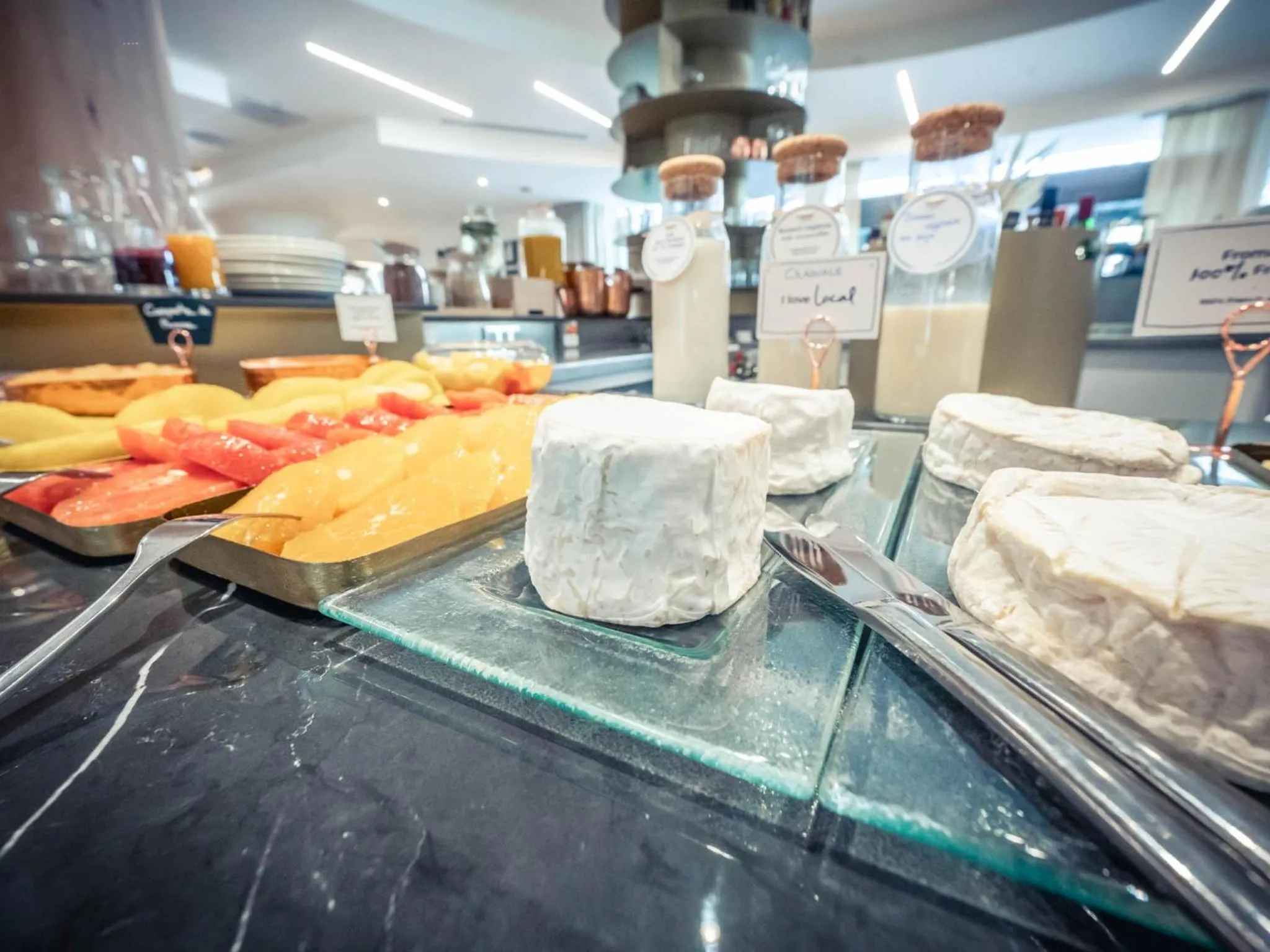 Buffet breakfast in Mercure Troyes Centre