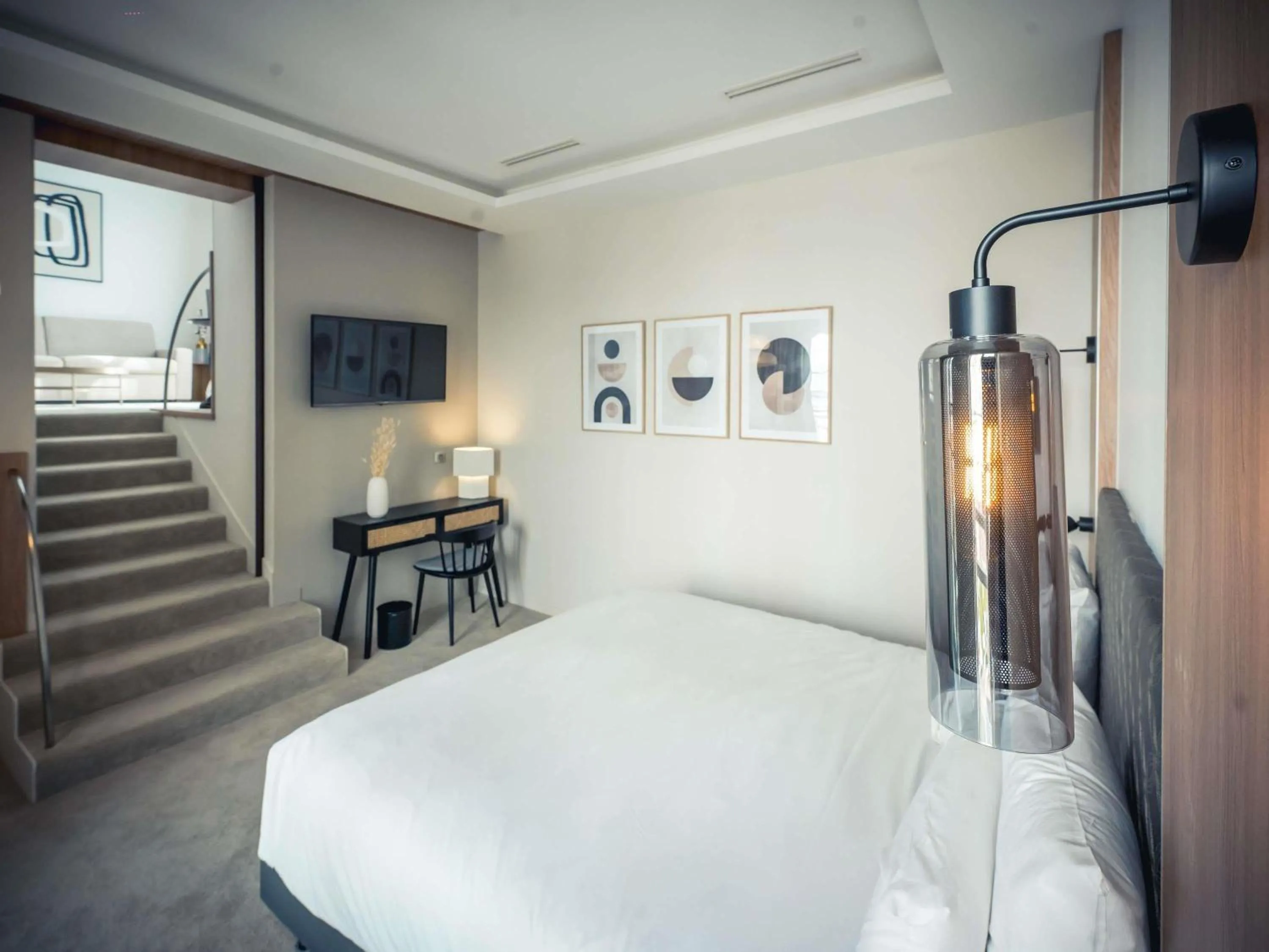 Bedroom, Bed in Mercure Troyes Centre