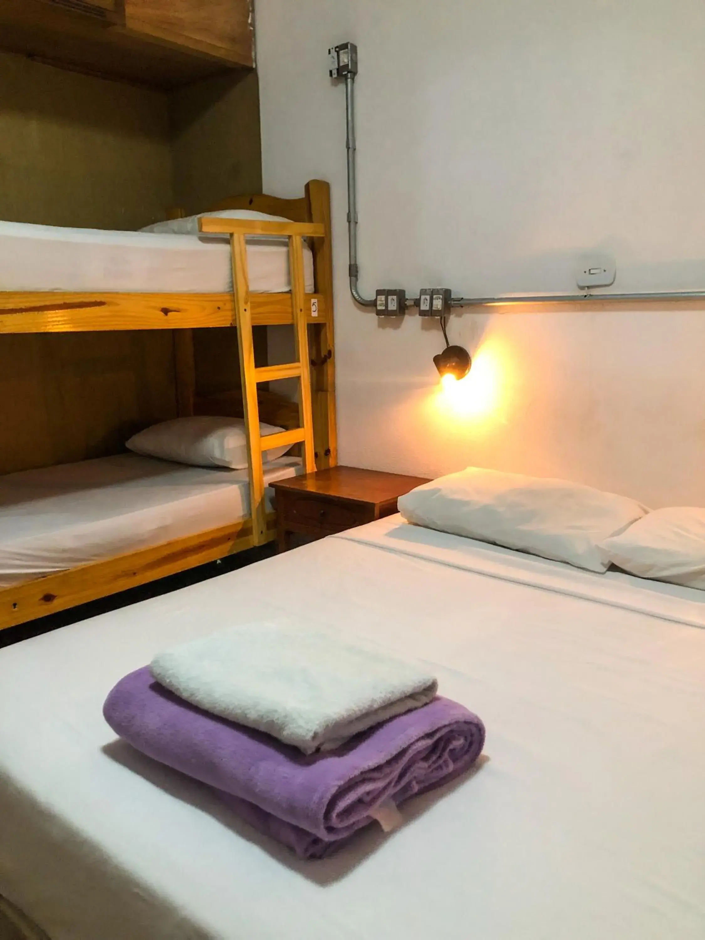 Family Room with Private Bathroom in Micasa Hostel - Congonhas Family Room with Private Bathroom in Micasa Hostel - Congonhas