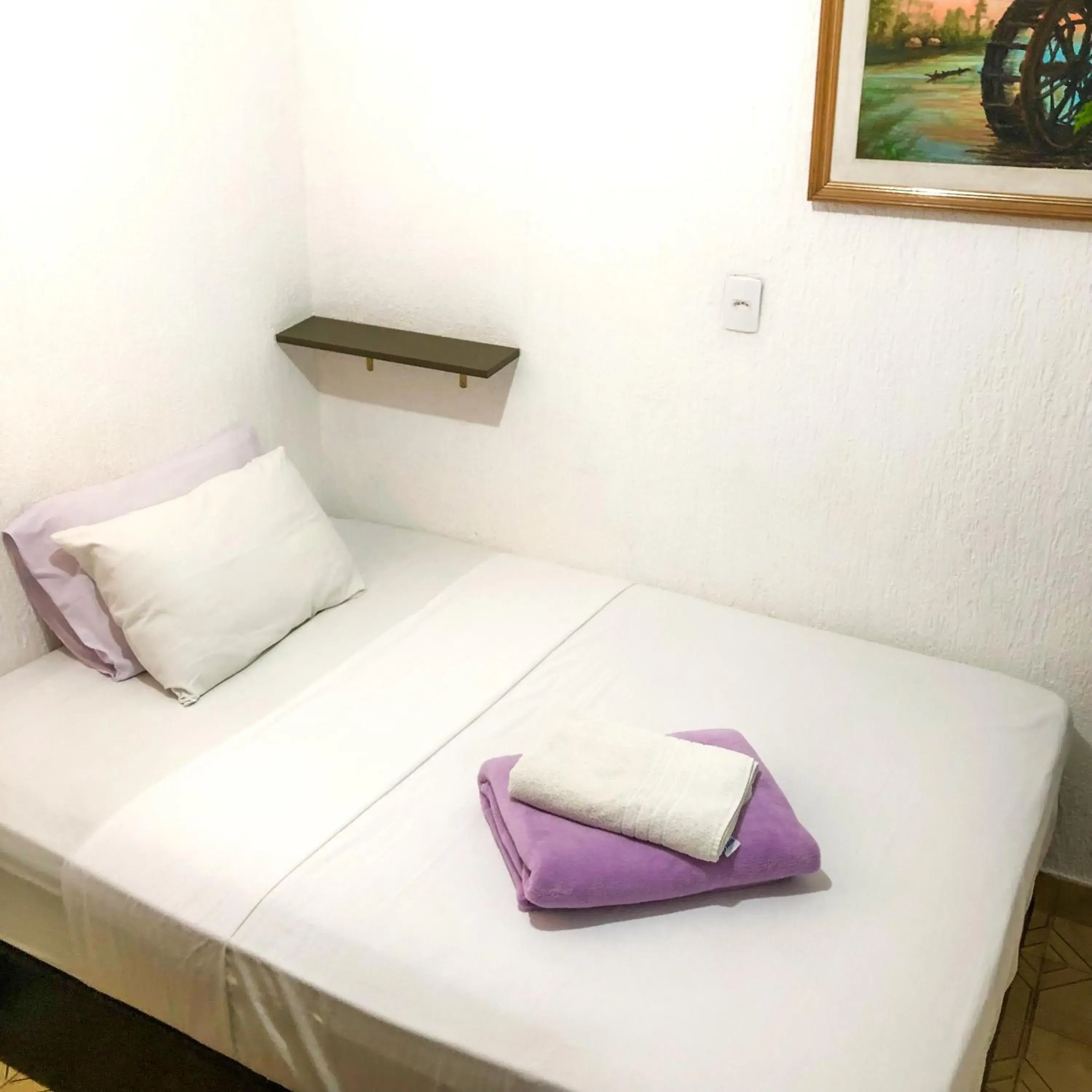 Double Room - single occupancy in Micasa Hostel - Congonhas Double Room - single occupancy in Micasa Hostel - Congonhas