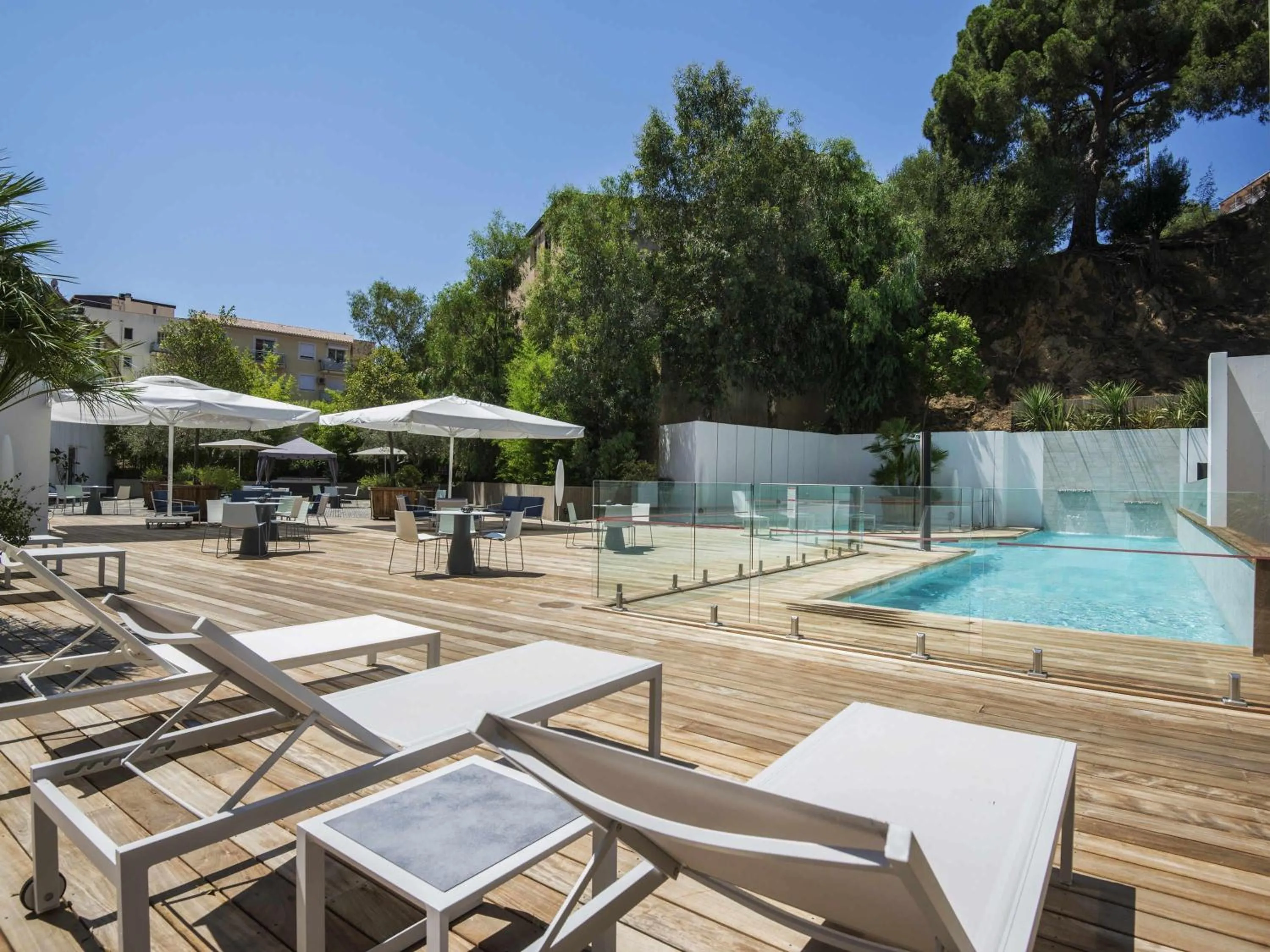 Property building in Mercure Ajaccio