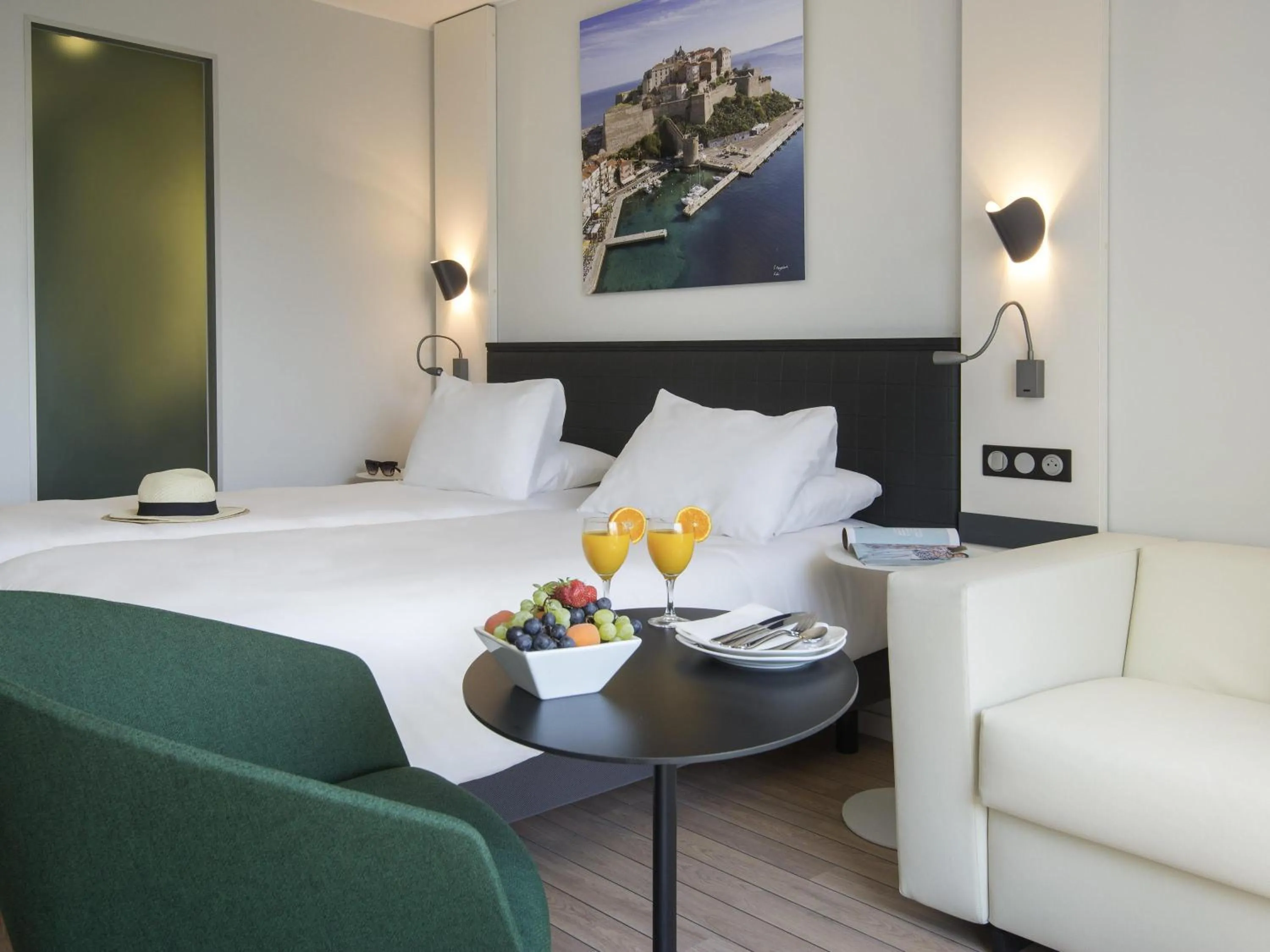 Bedroom, Bed in Mercure Ajaccio