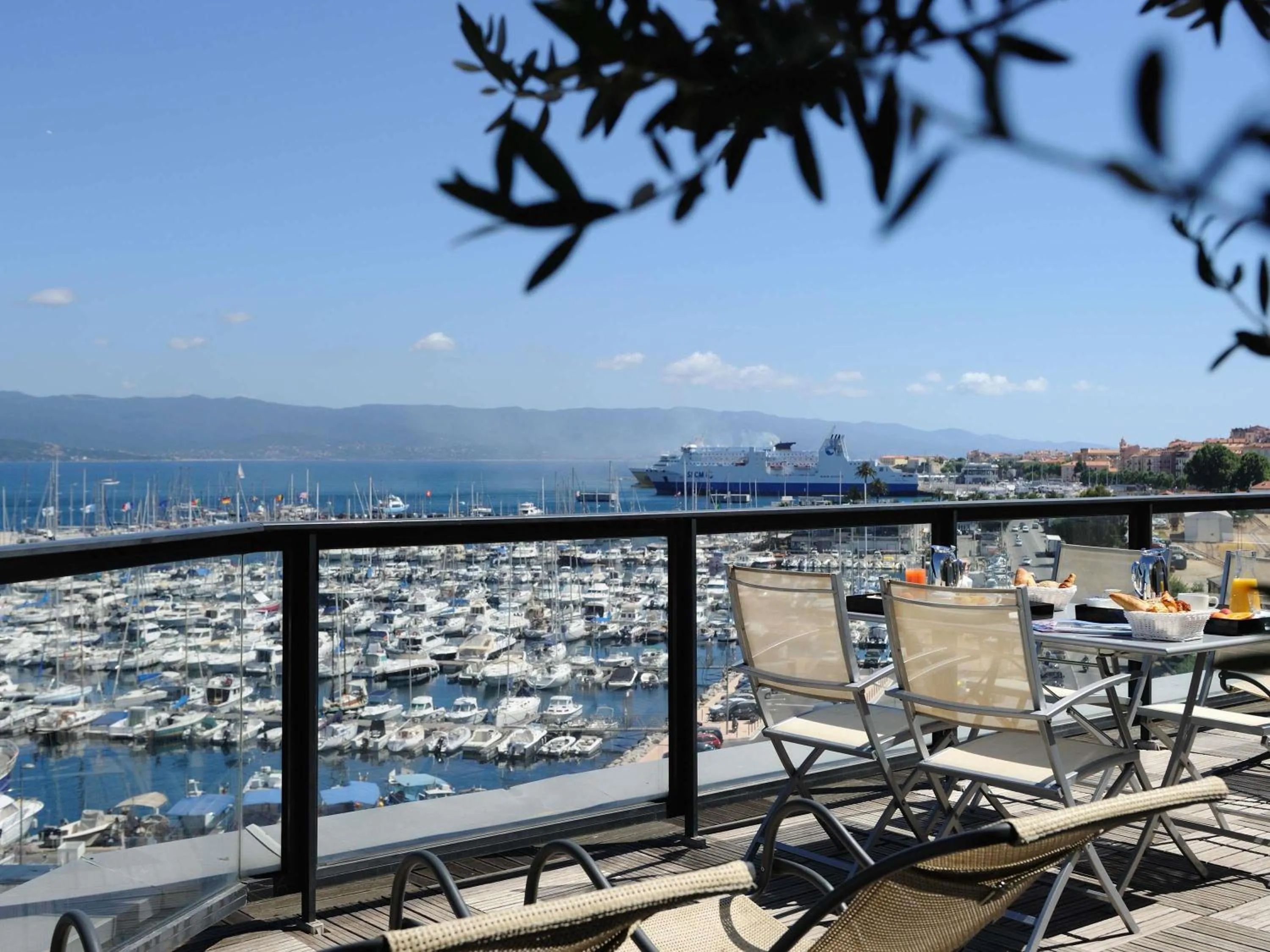 Lounge or bar in Mercure Ajaccio