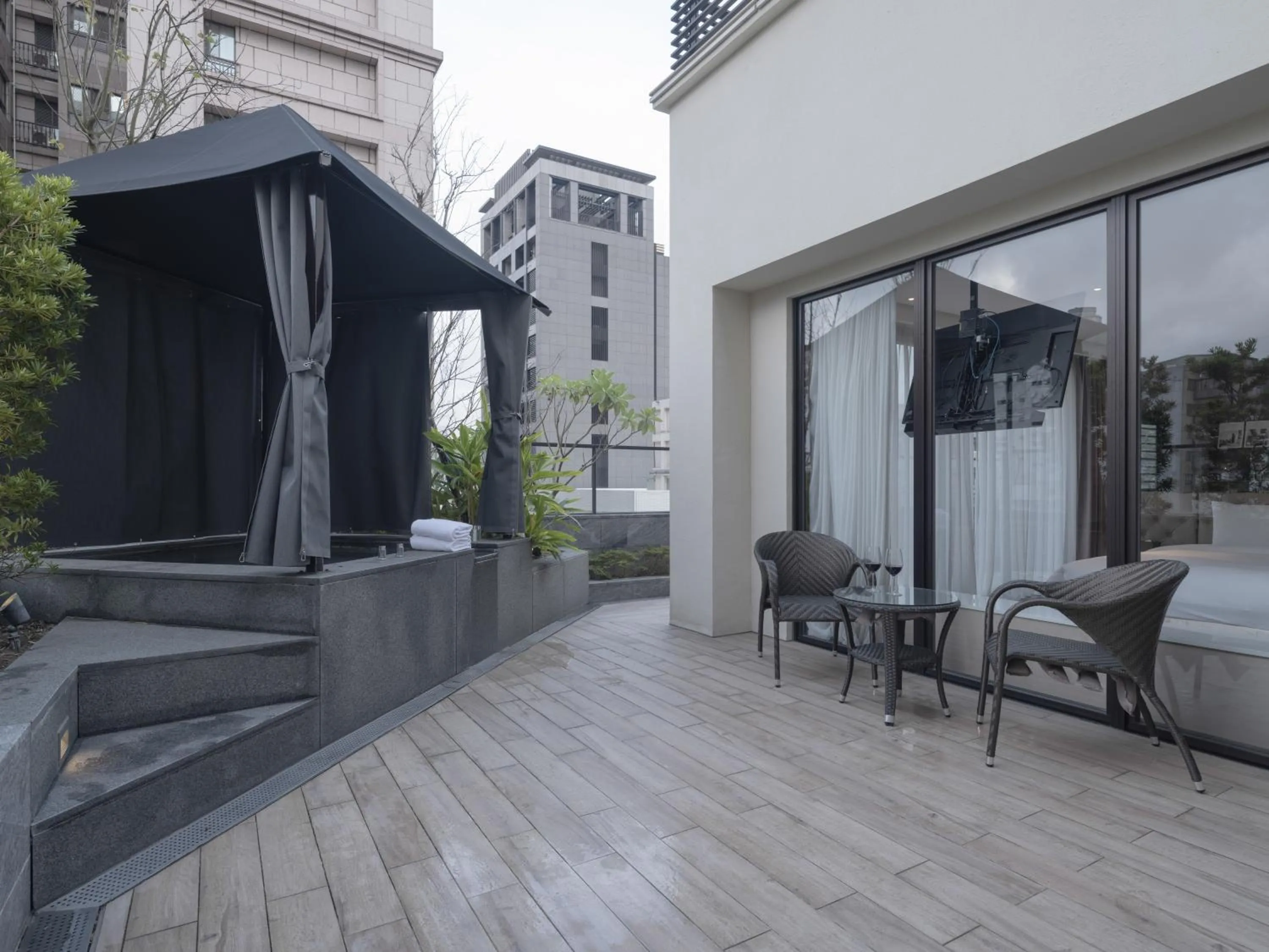 Patio in Hotel Mvsa+Michelin 2 Starred Molino de Urdàniz