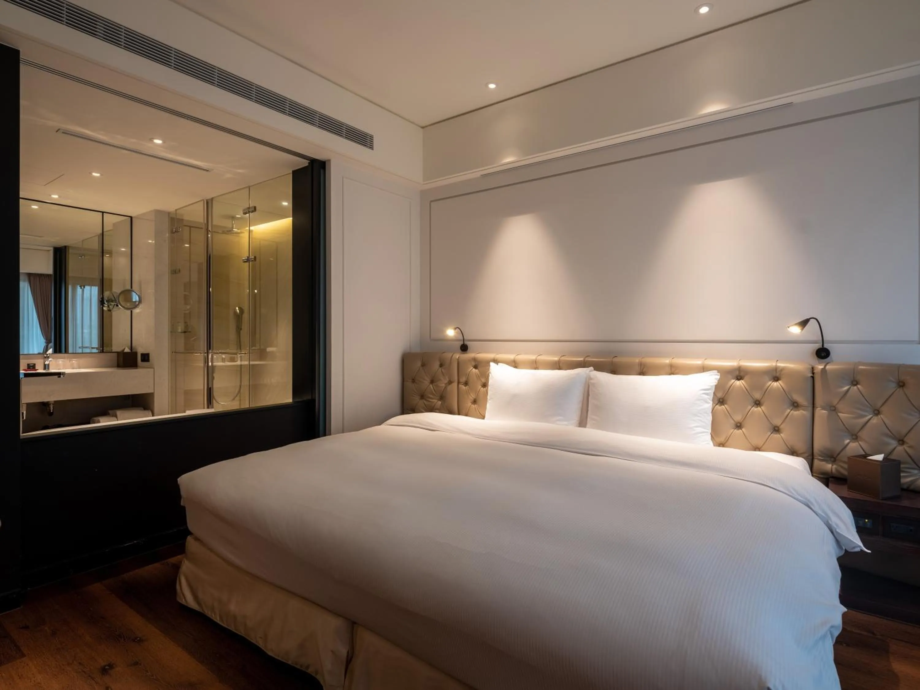 Bed in Hotel Mvsa+Michelin 2 Starred Molino de Urdàniz