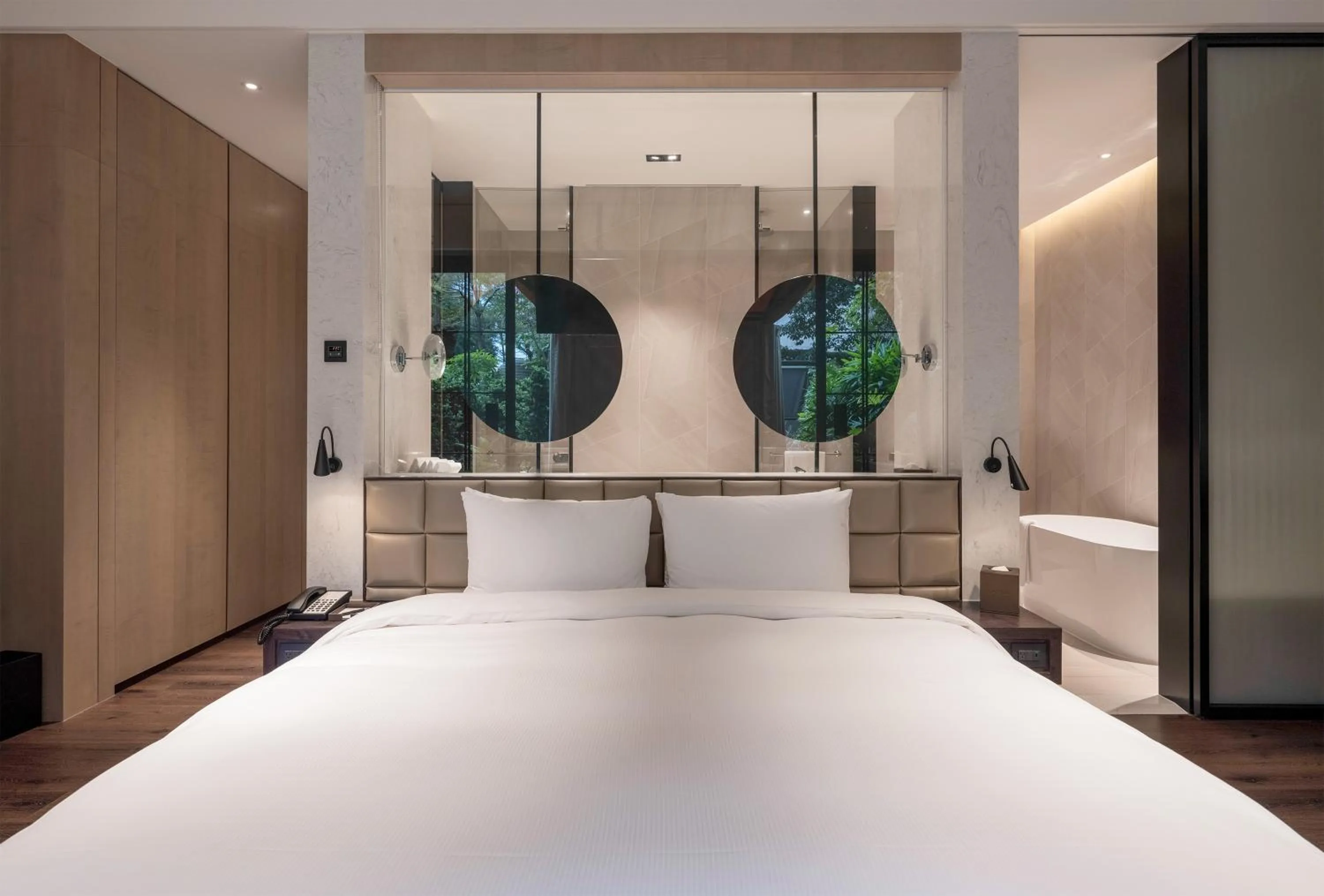 Bed in Hotel Mvsa+Michelin 2 Starred Molino de Urdàniz