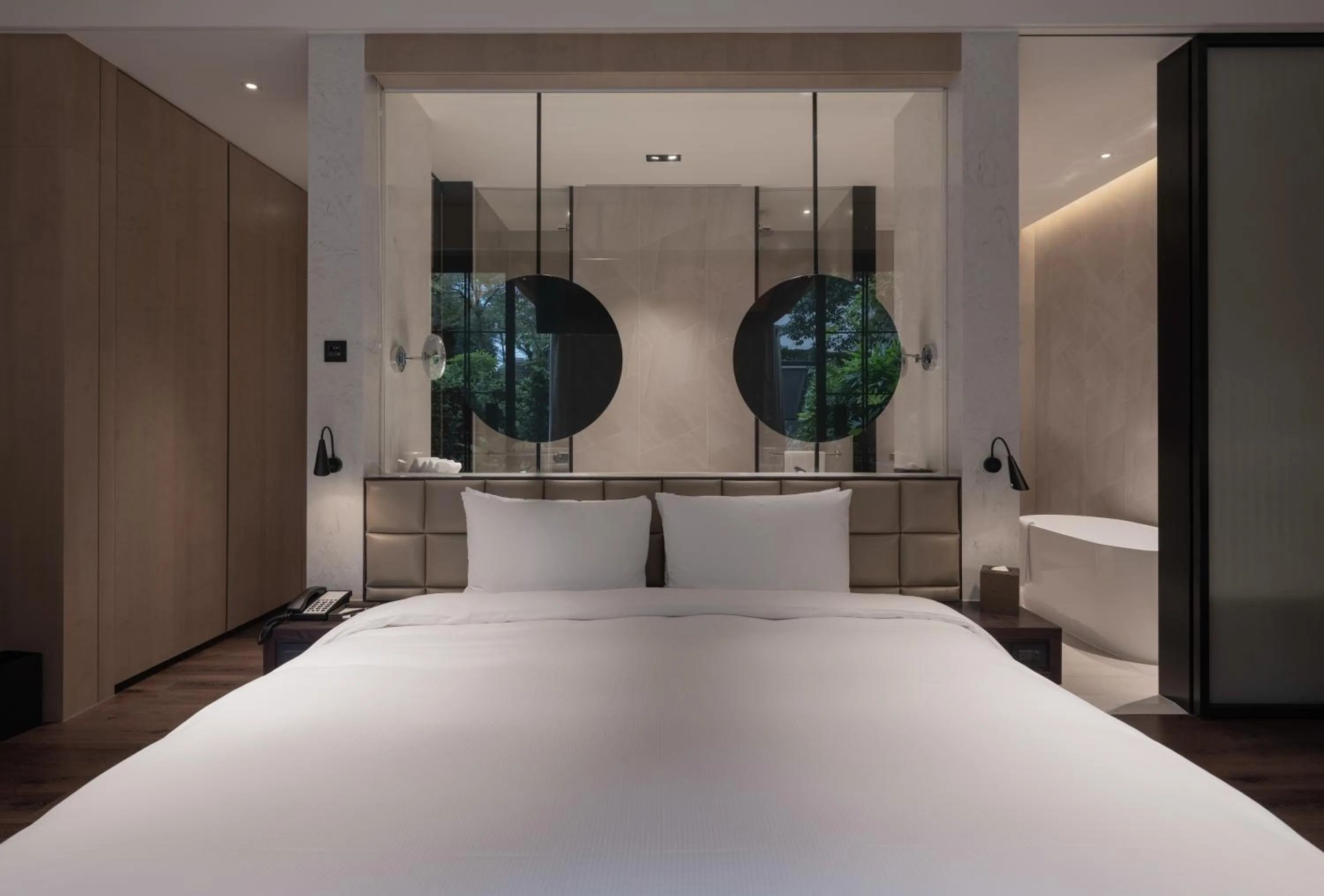 Photo of the whole room, Bed in Hotel Mvsa+Michelin 2 Starred Molino de Urdàniz