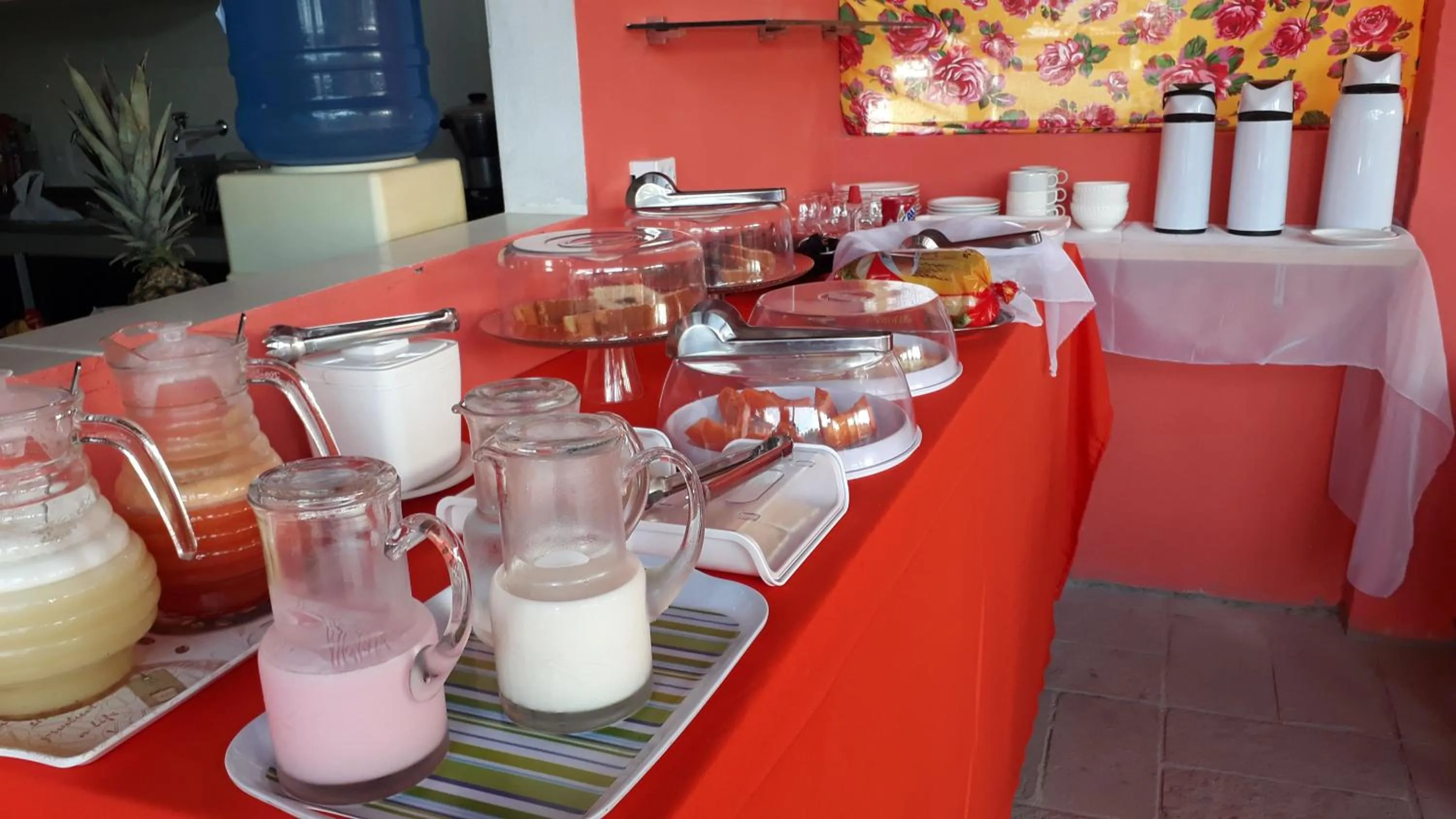 Food and drinks in Pousada Recanto do Sol e Mar