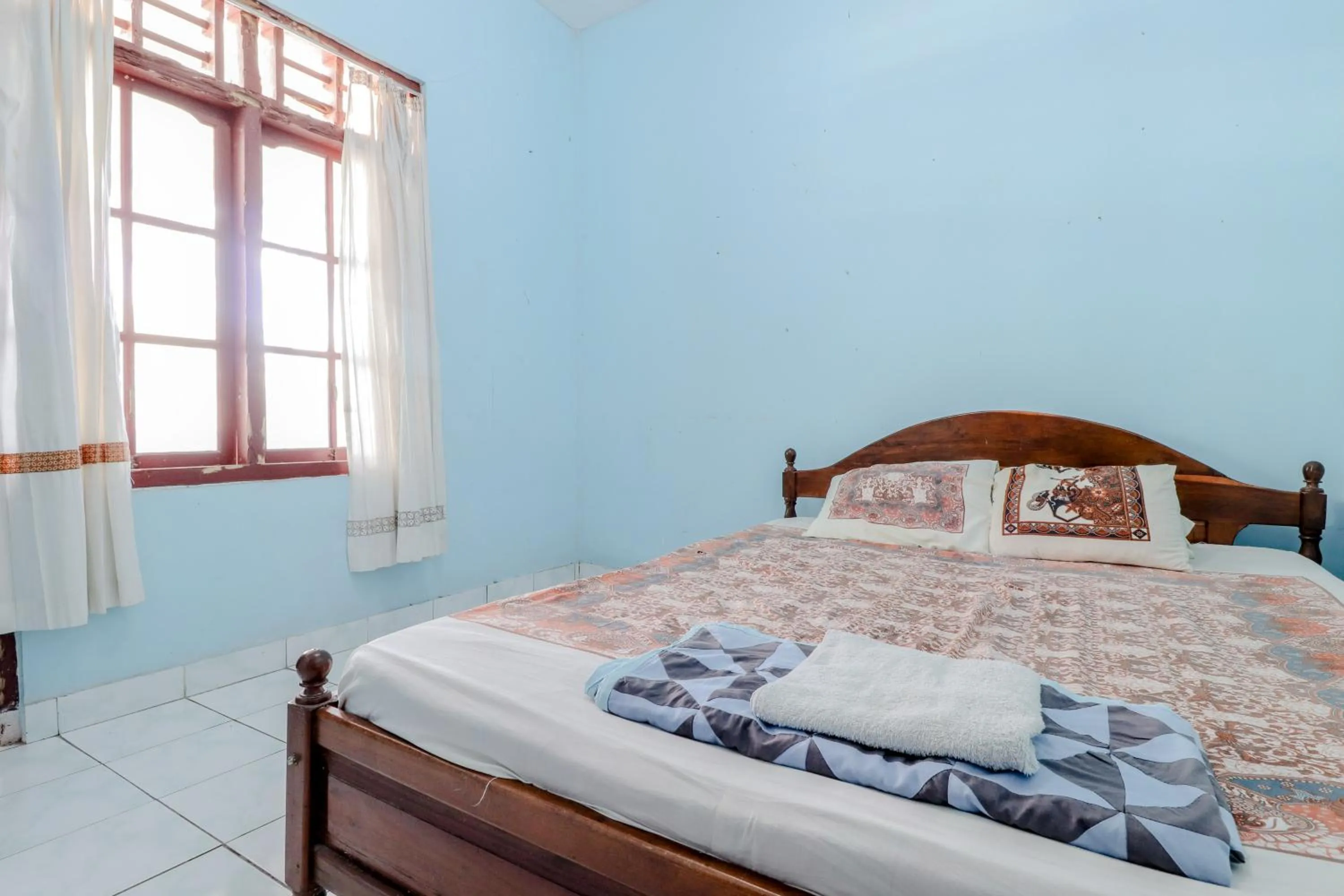 Bedroom, Bed in Losmen Parikesit