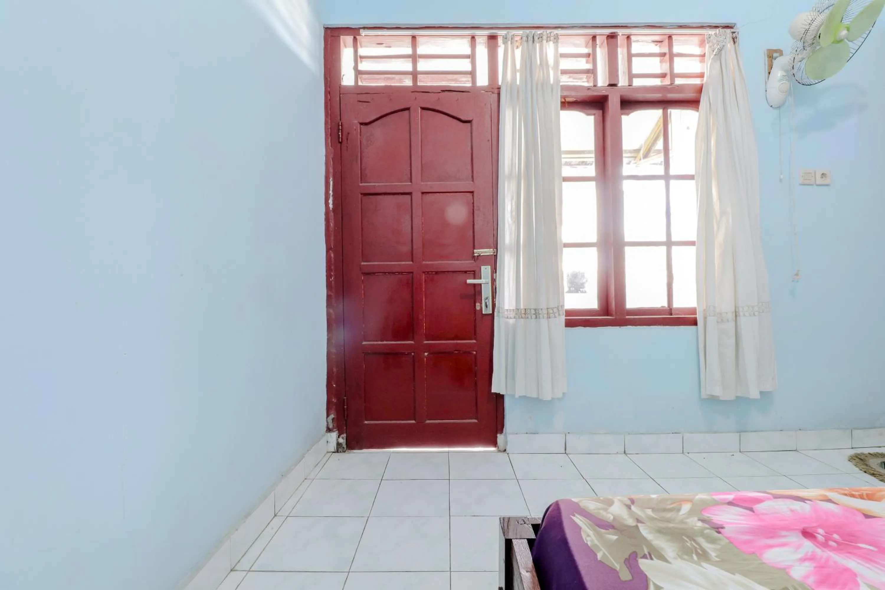 Bedroom, Bed in Losmen Parikesit