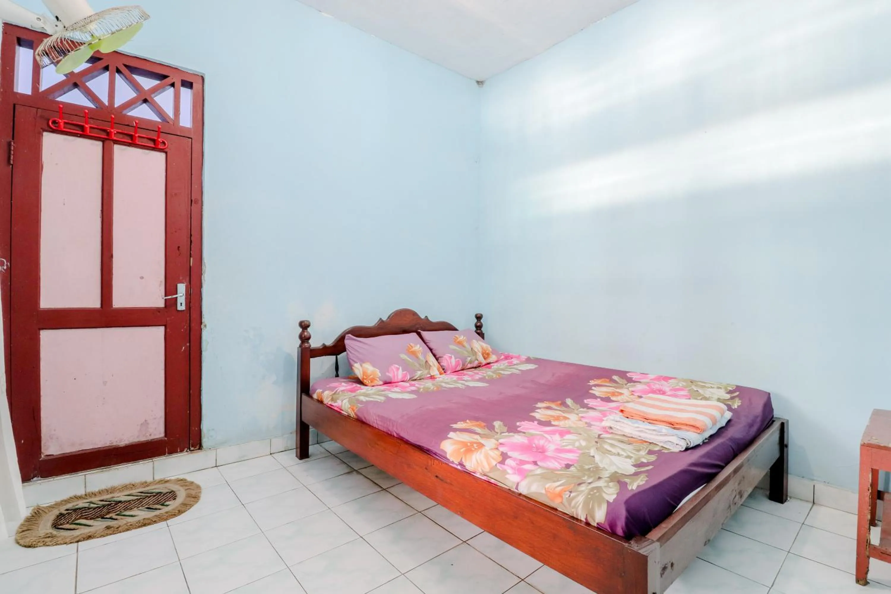 Bedroom, Bed in Losmen Parikesit