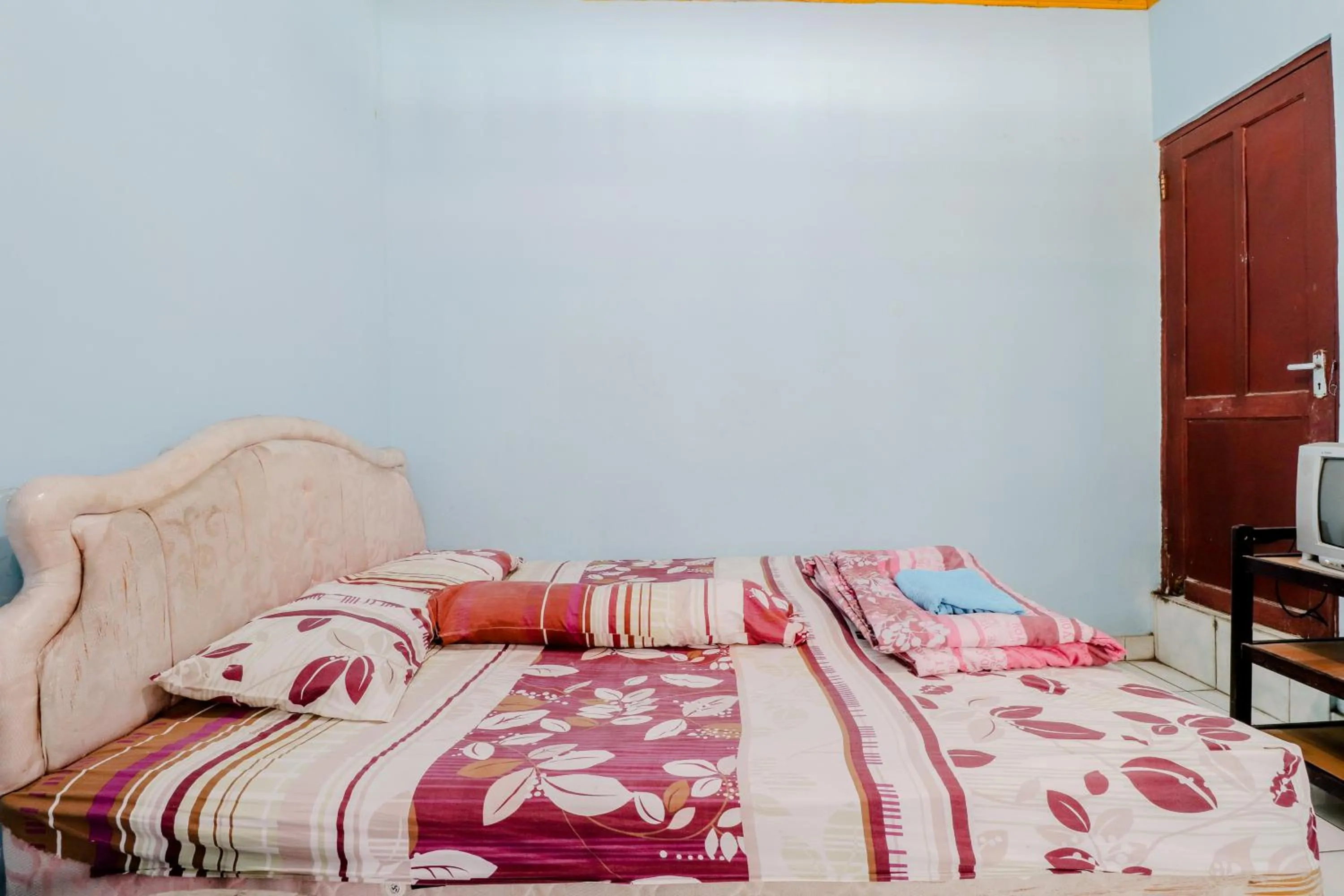 Bedroom, Bed in Losmen Parikesit