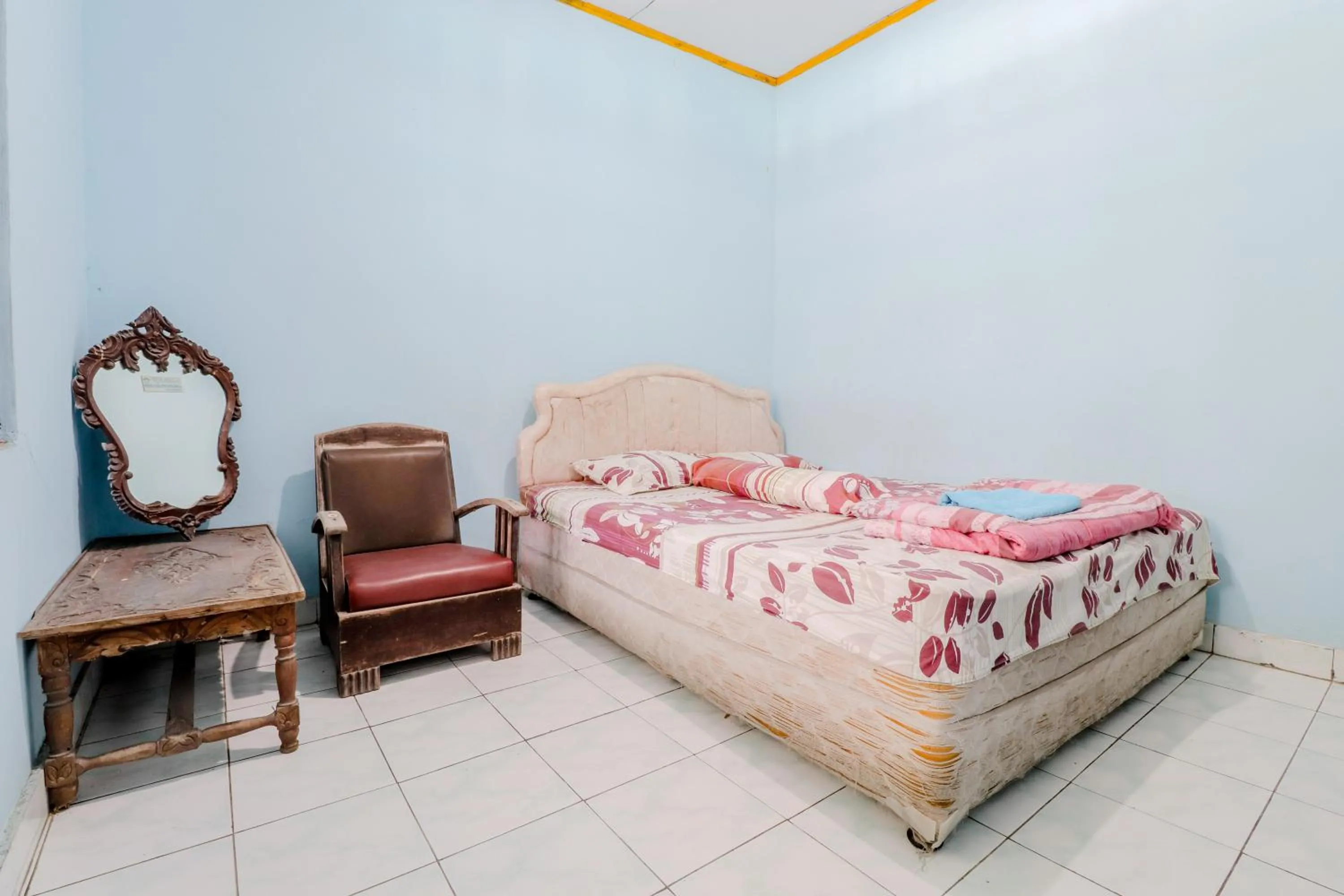 Bedroom, Bed in Losmen Parikesit