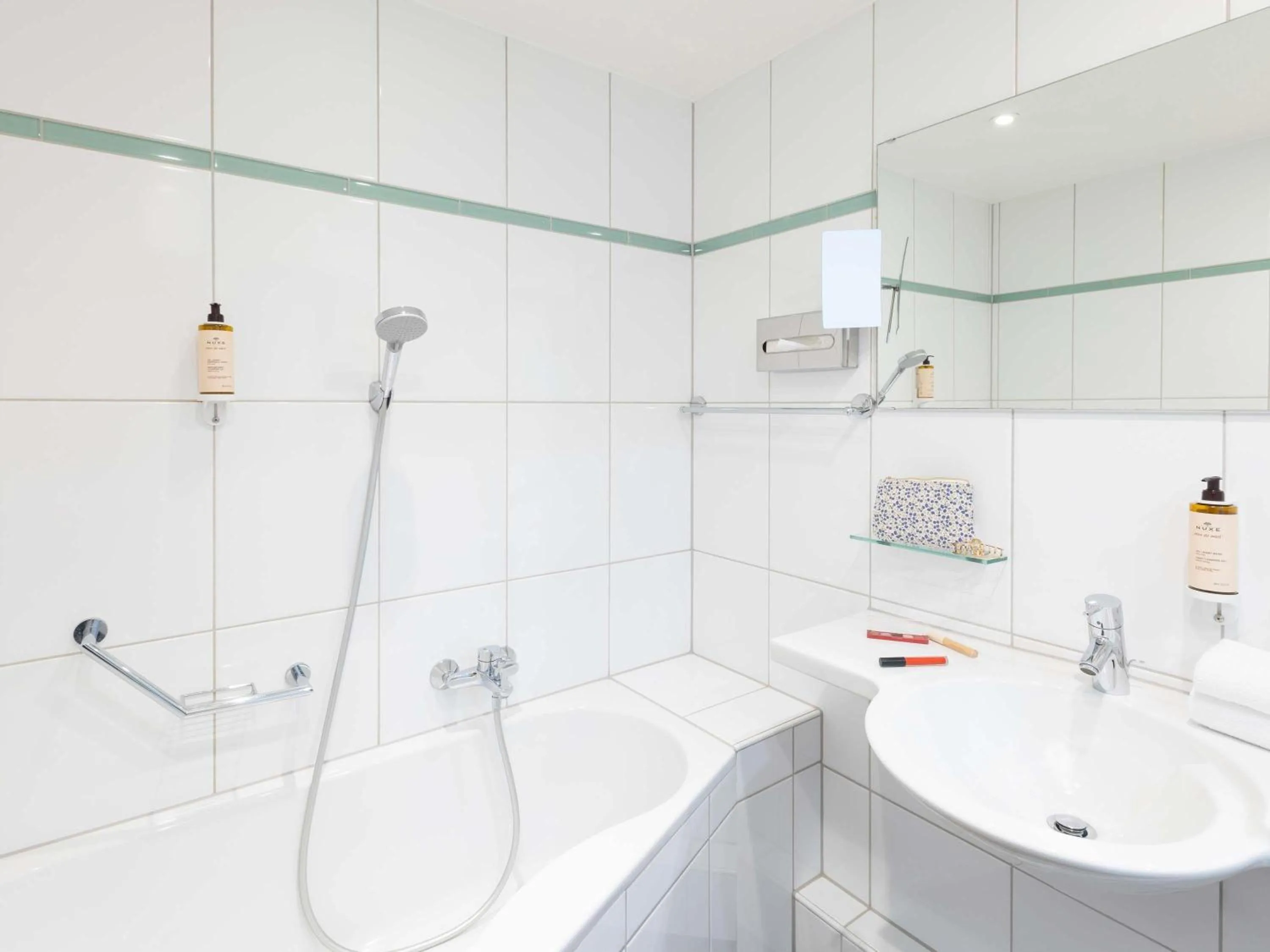 Bedroom in Mercure Strasbourg Centre Petite France