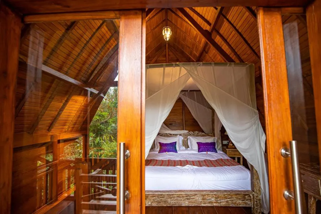 Bed in The Jungle Villa Family