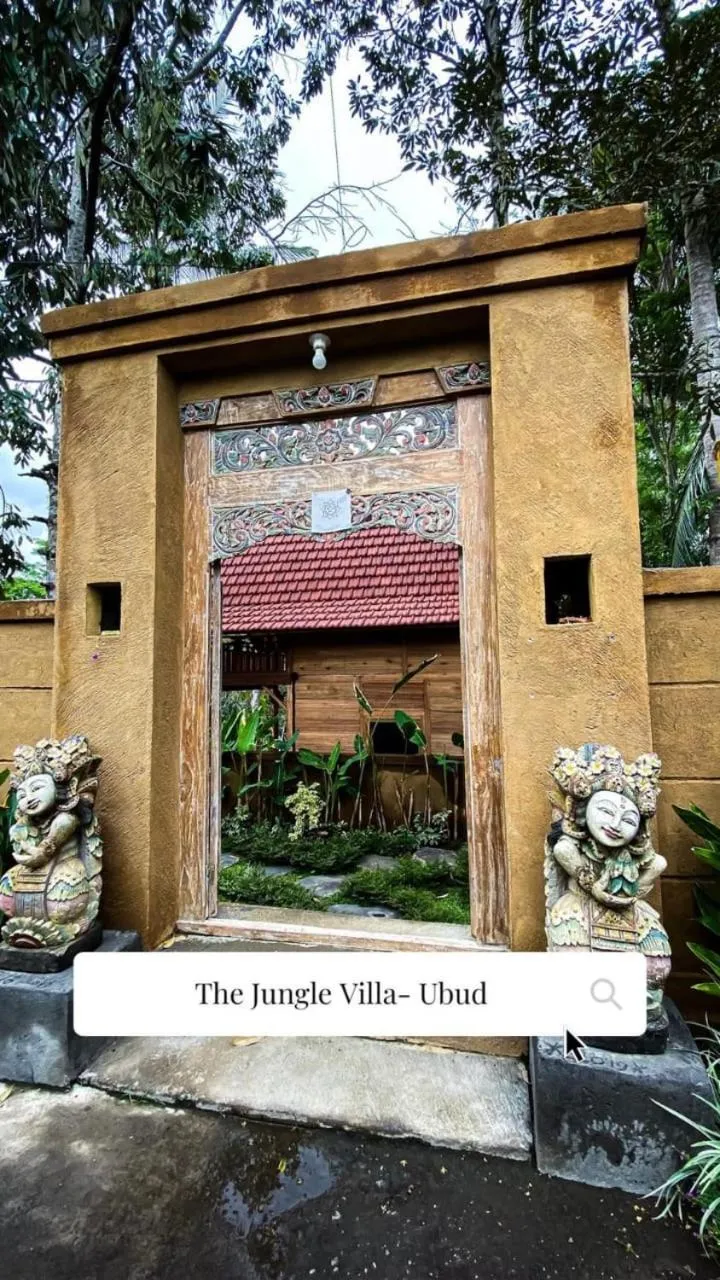 The Jungle Villa Family