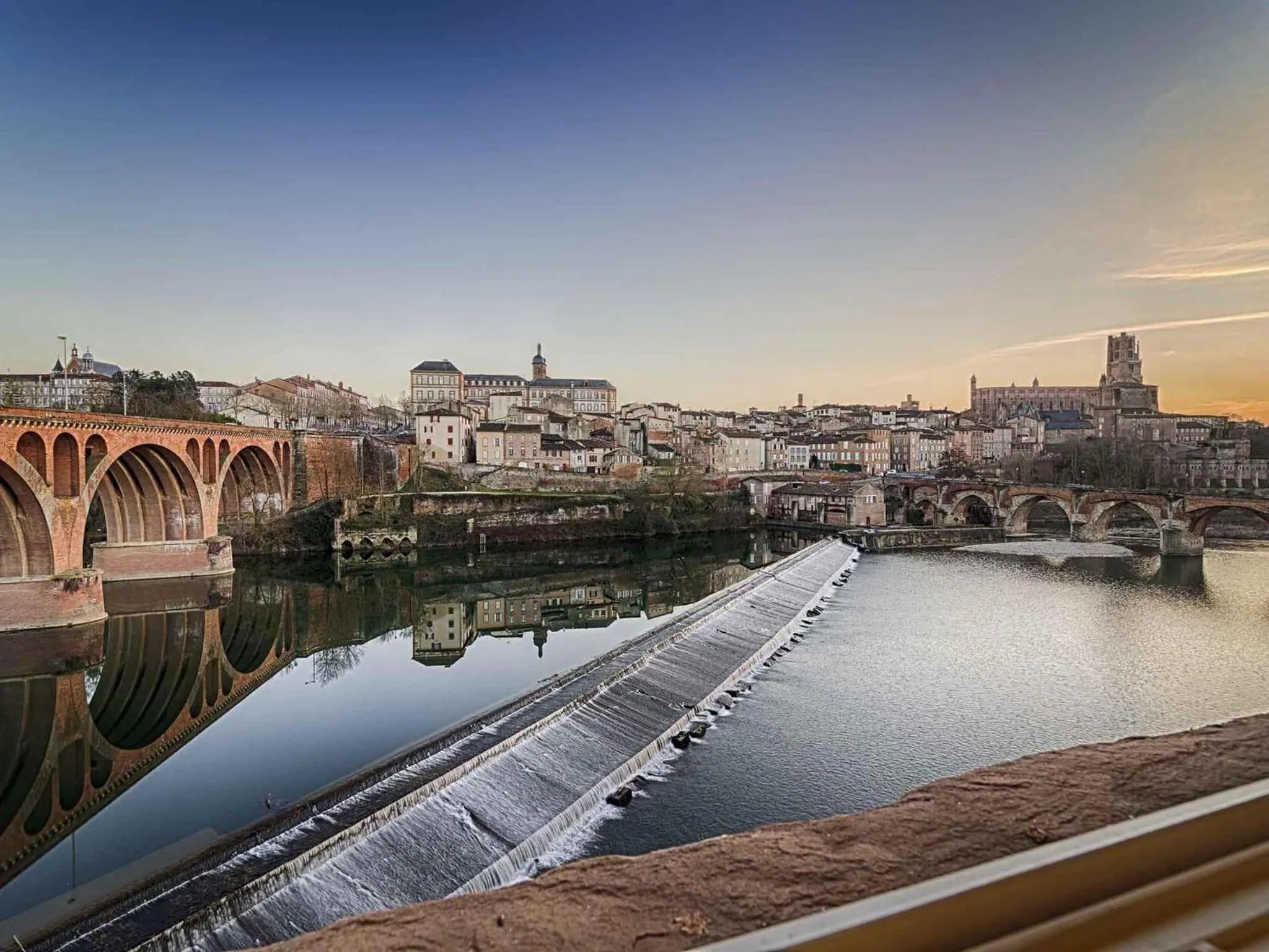 Bedroom in Mercure Albi Rives du Tarn