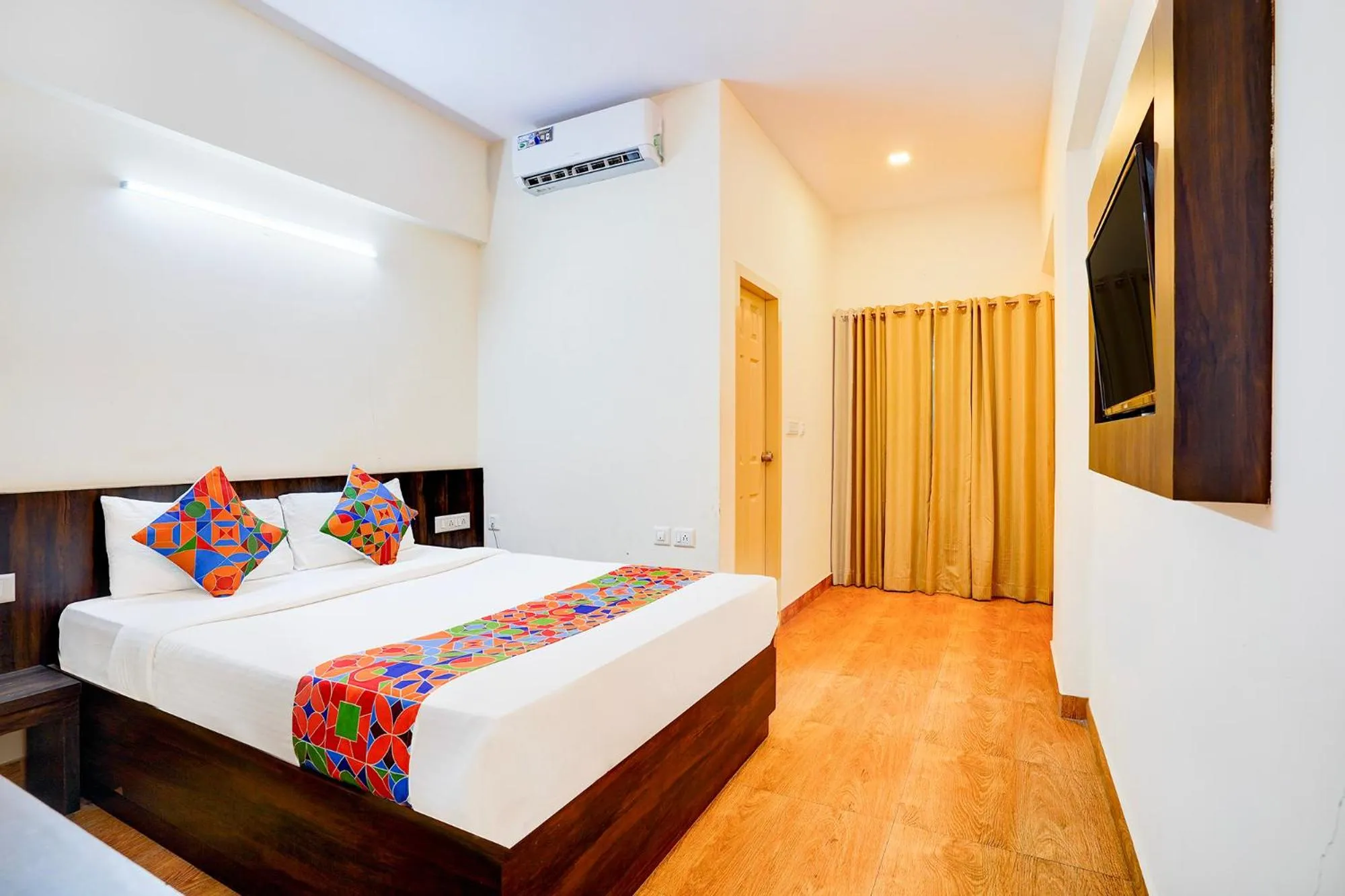 Bed in FabHotel GRK Comforts - Jayanagar