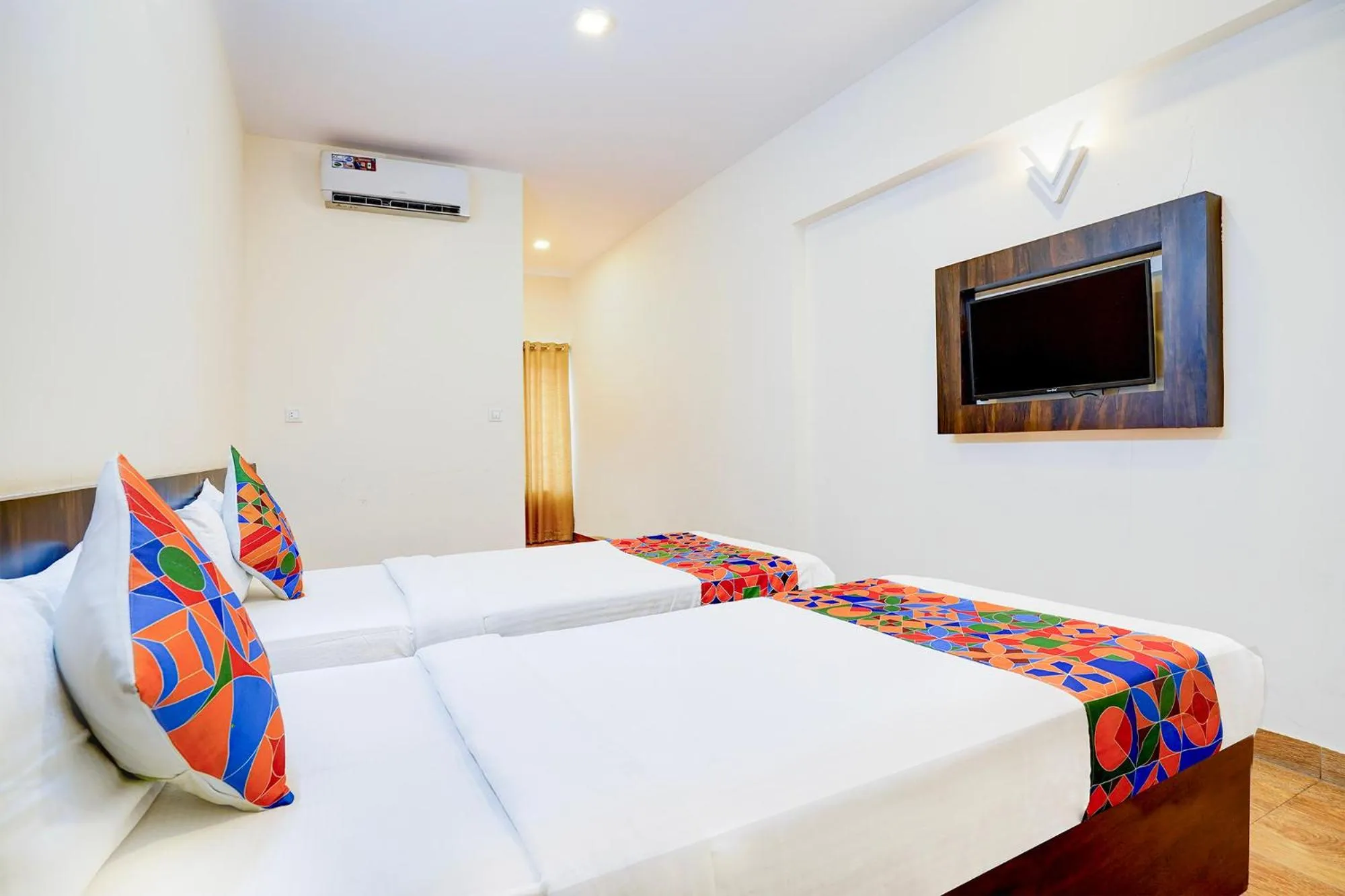 Bed in FabHotel GRK Comforts - Jayanagar