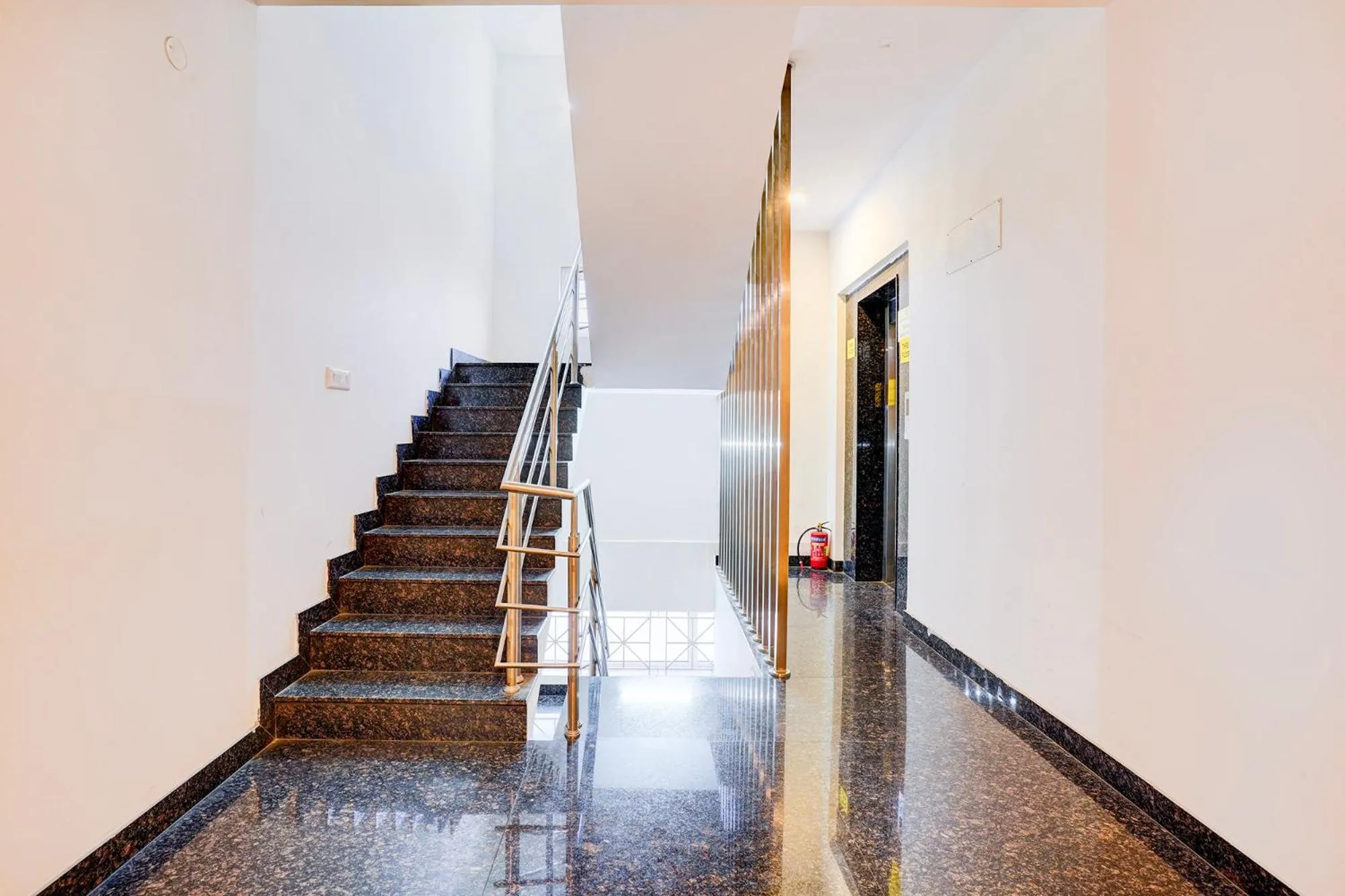 Lobby or reception in FabHotel GRK Comforts - Jayanagar