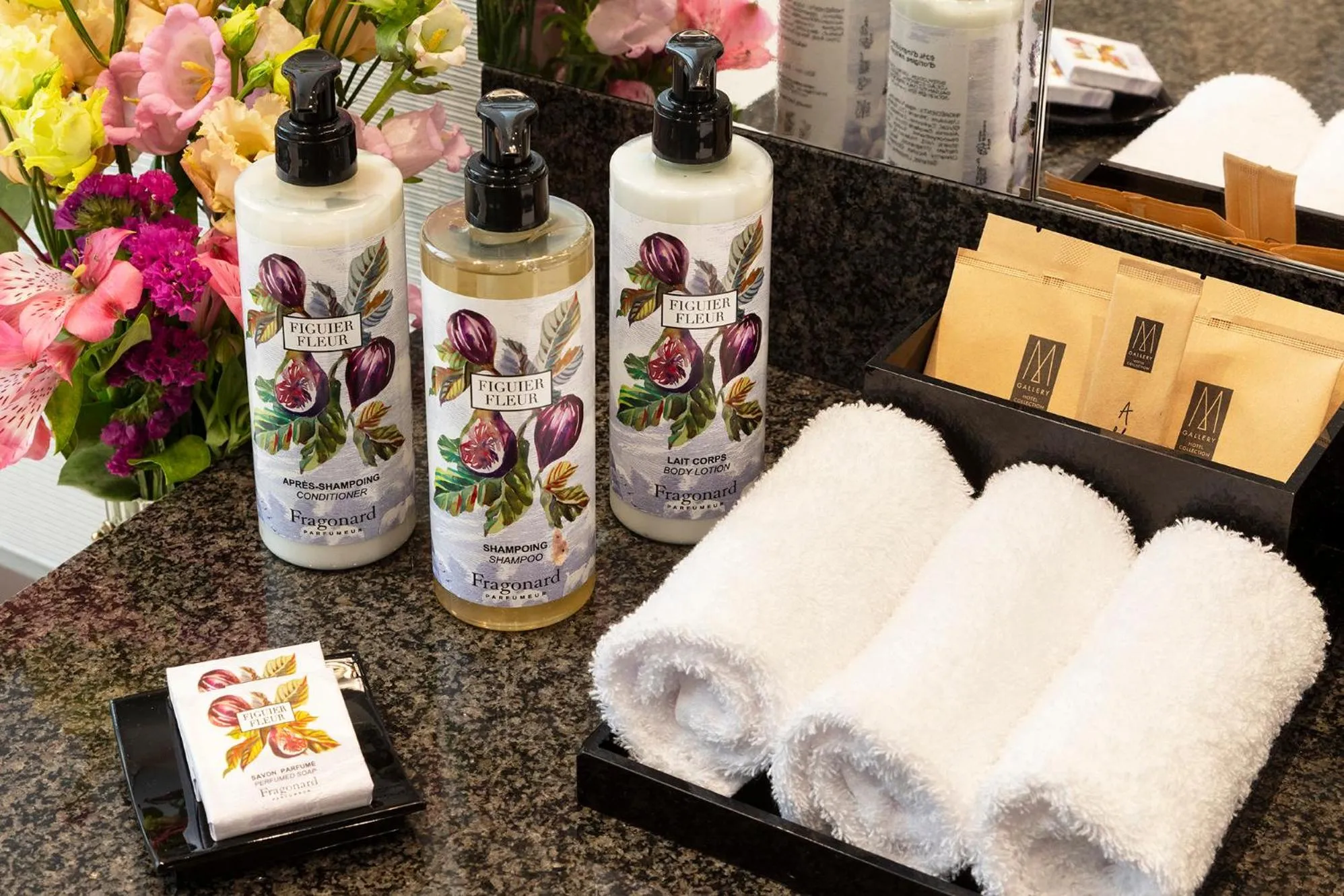 Bathroom in Le Royal Hotel Lyon - MGallery Collection