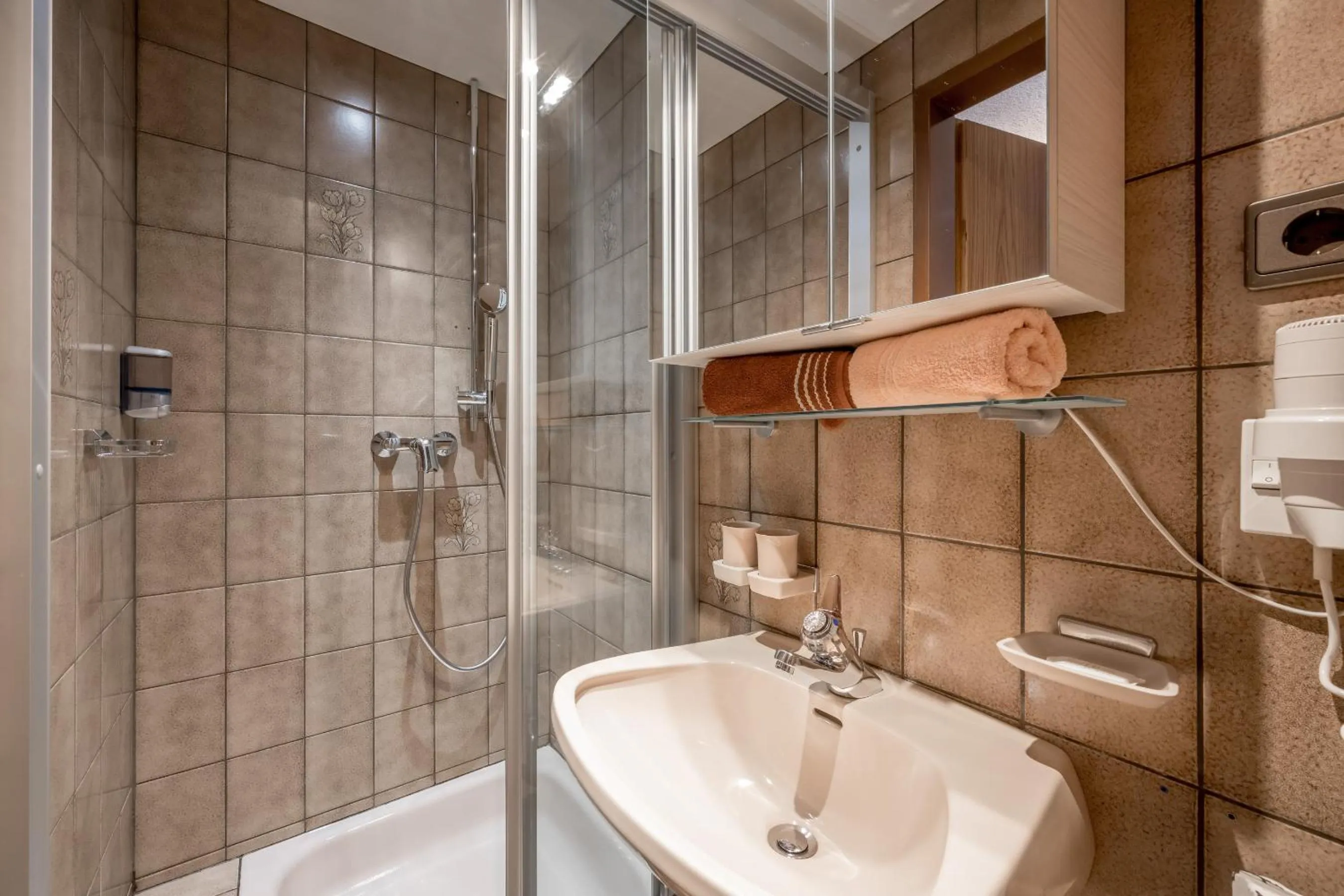 Bathroom in Corso`s Annabell - Bed & Breakfast