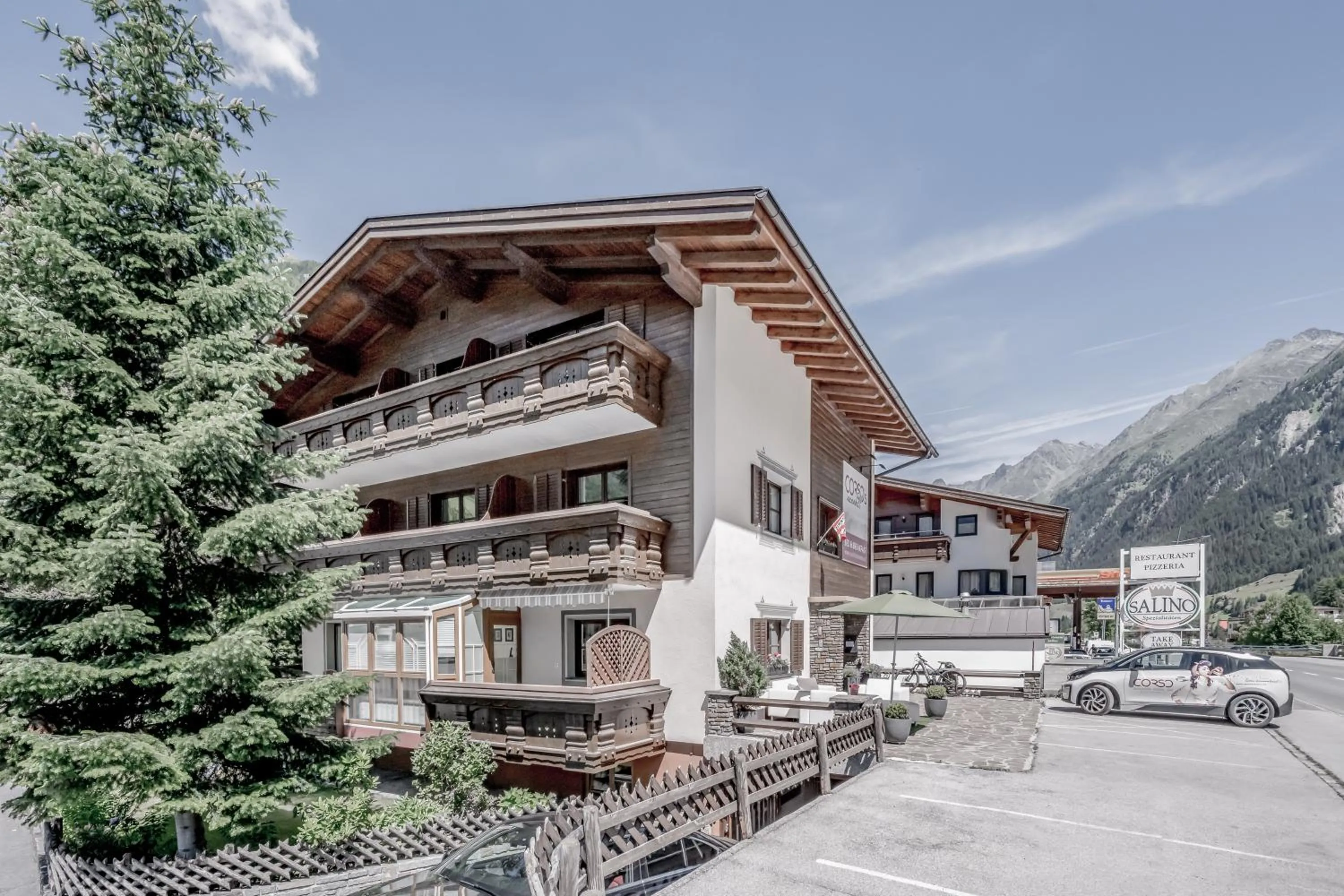 Property building in Corso`s Annabell - Bed & Breakfast