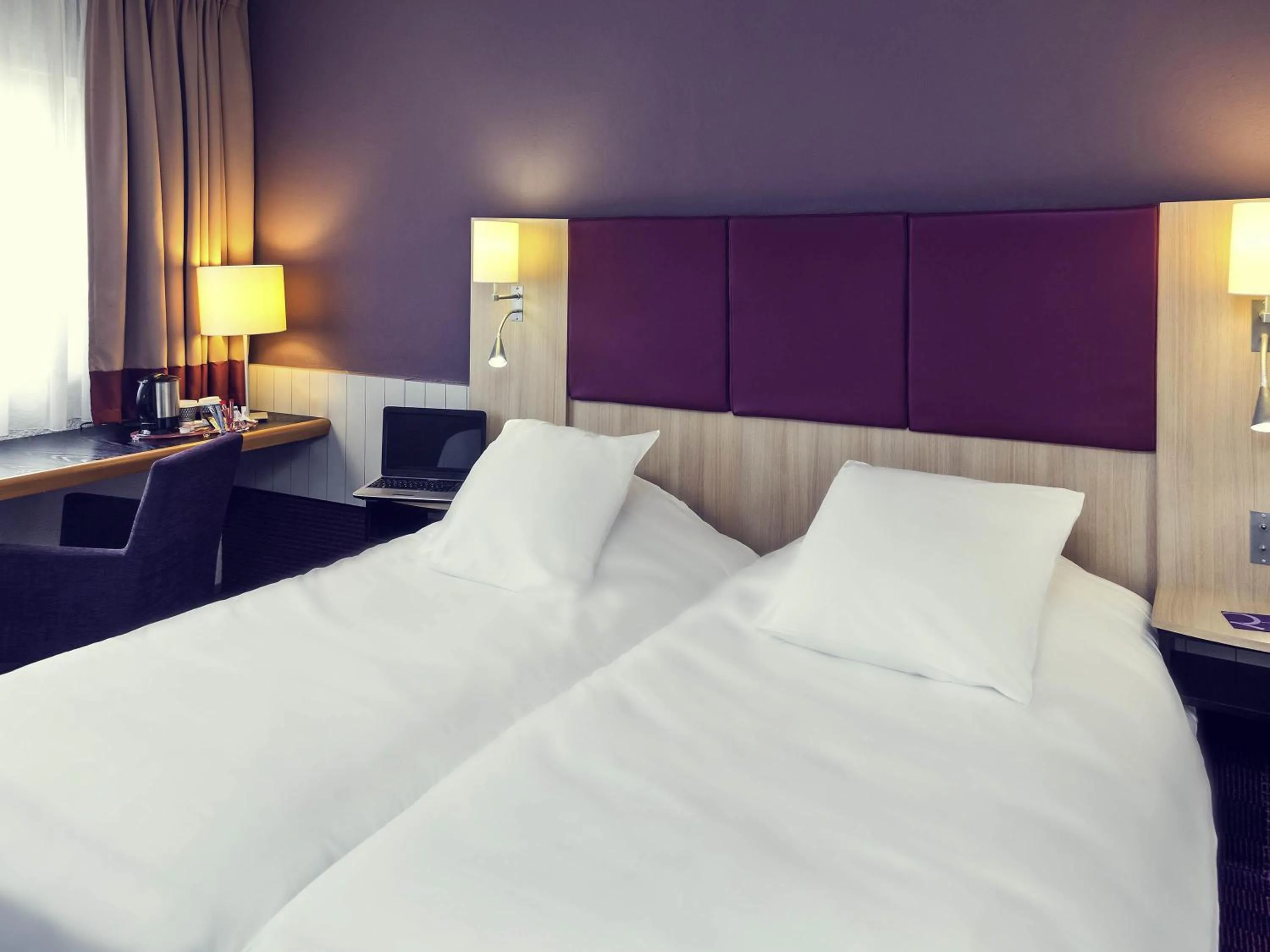 Bedroom, Bed in Mercure Strasbourg Aéroport