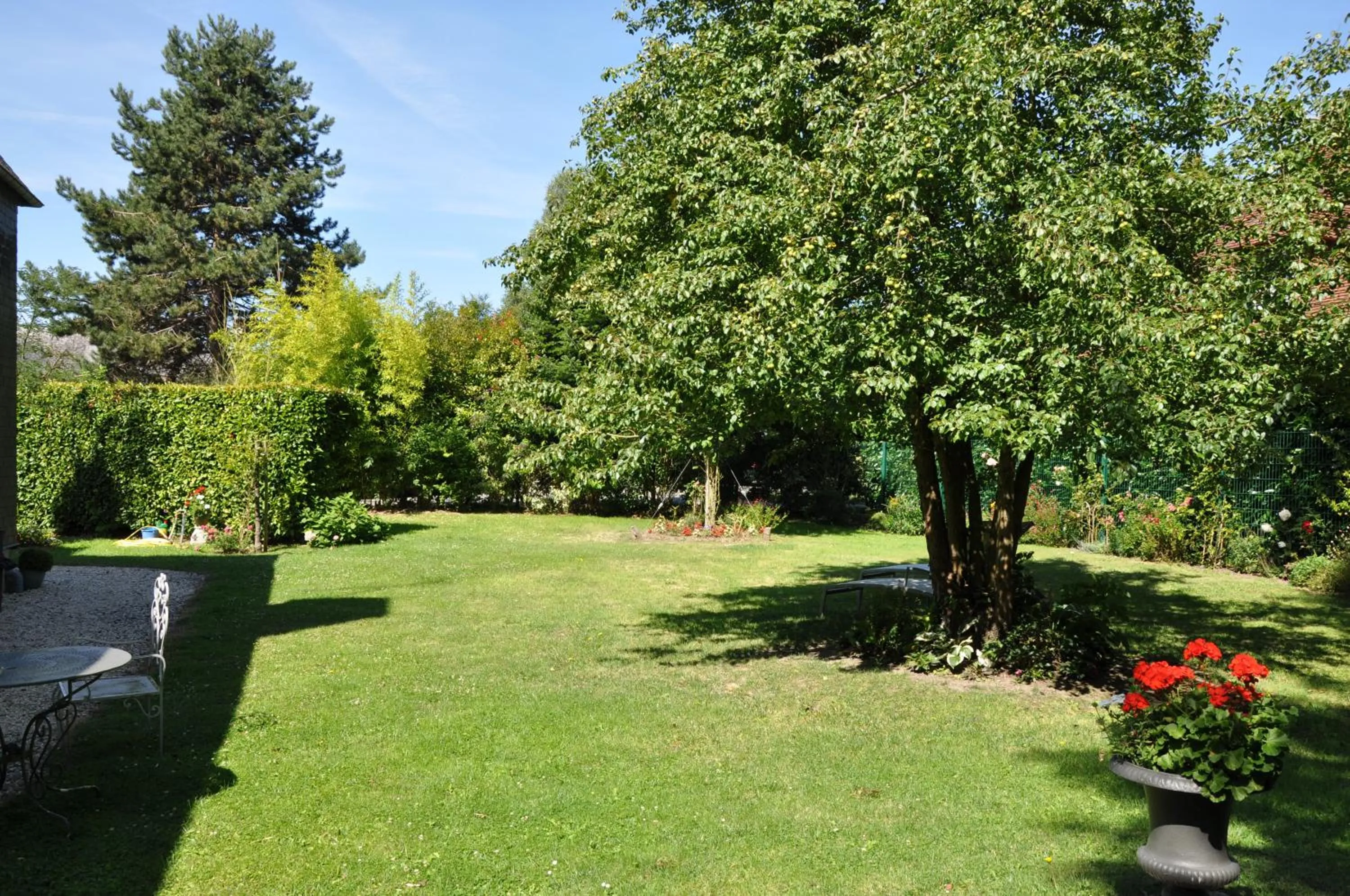 Garden in Manoir des Lions de Tourgéville