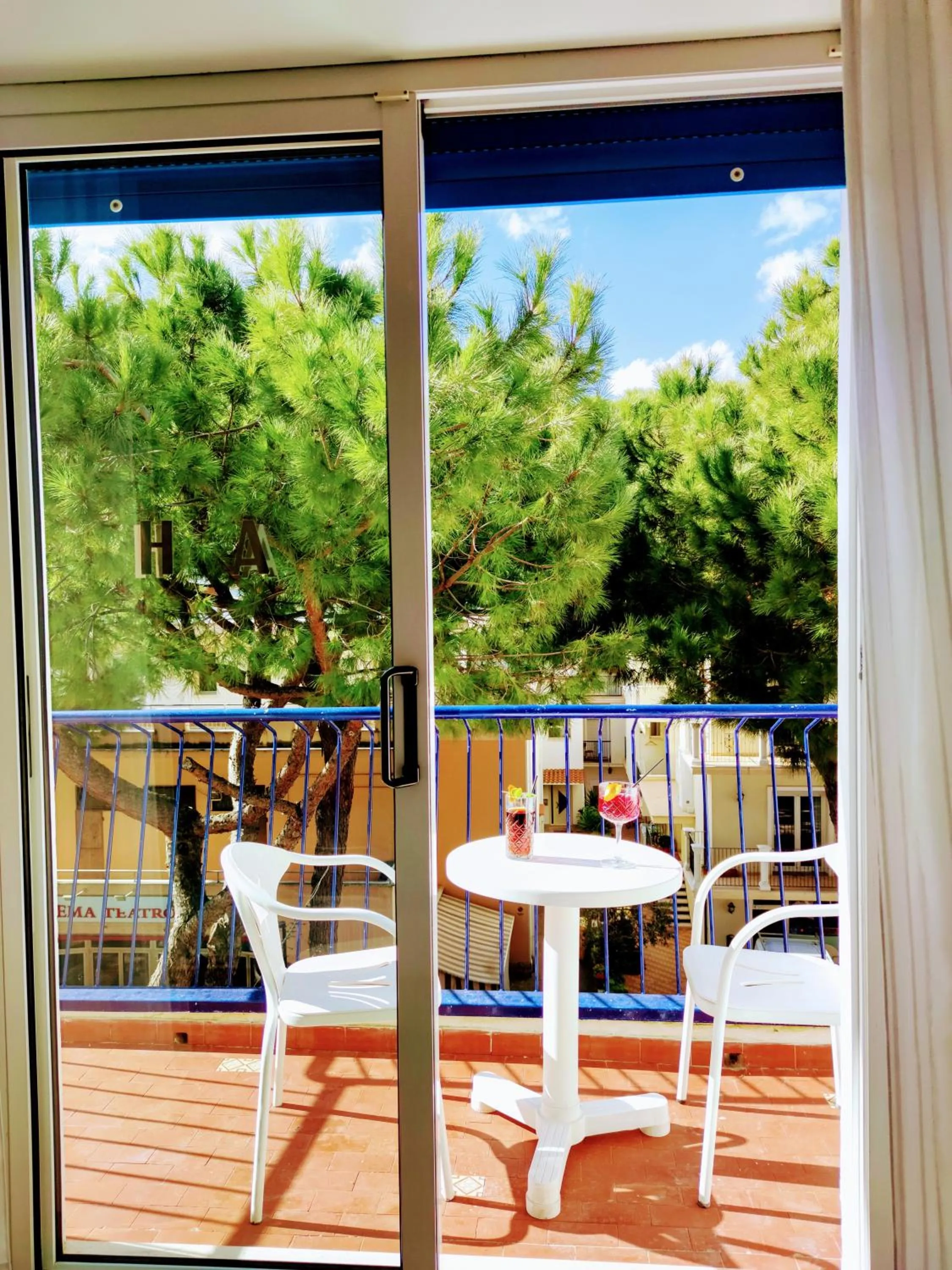 Balcony/Terrace in Hotel Adria B&B - Colazione fino alle 12