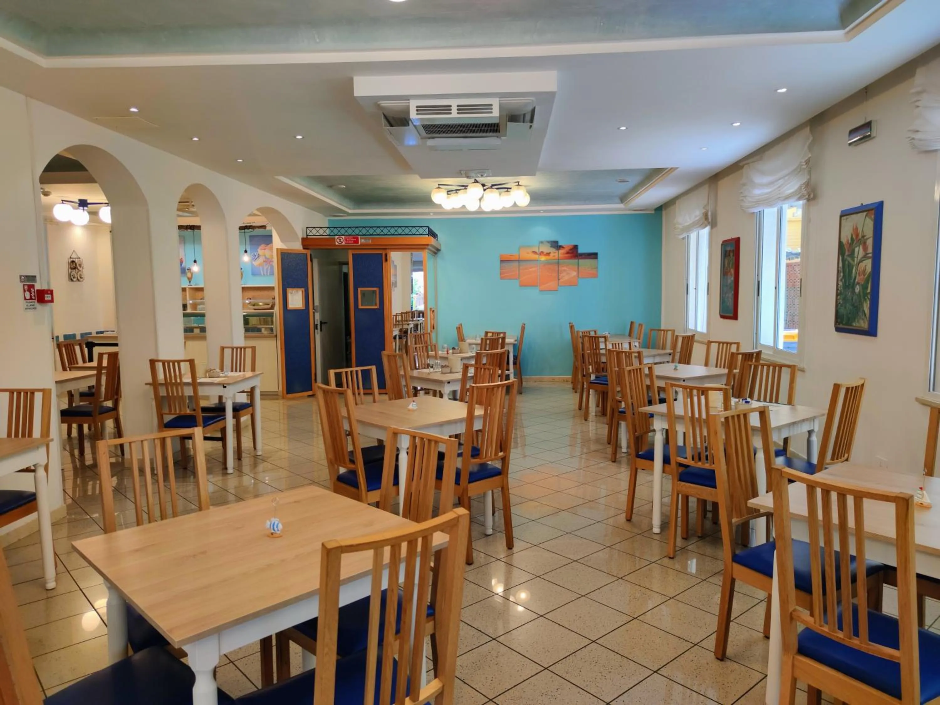 Lounge or bar in Hotel Adria B&B - Colazione fino alle 12