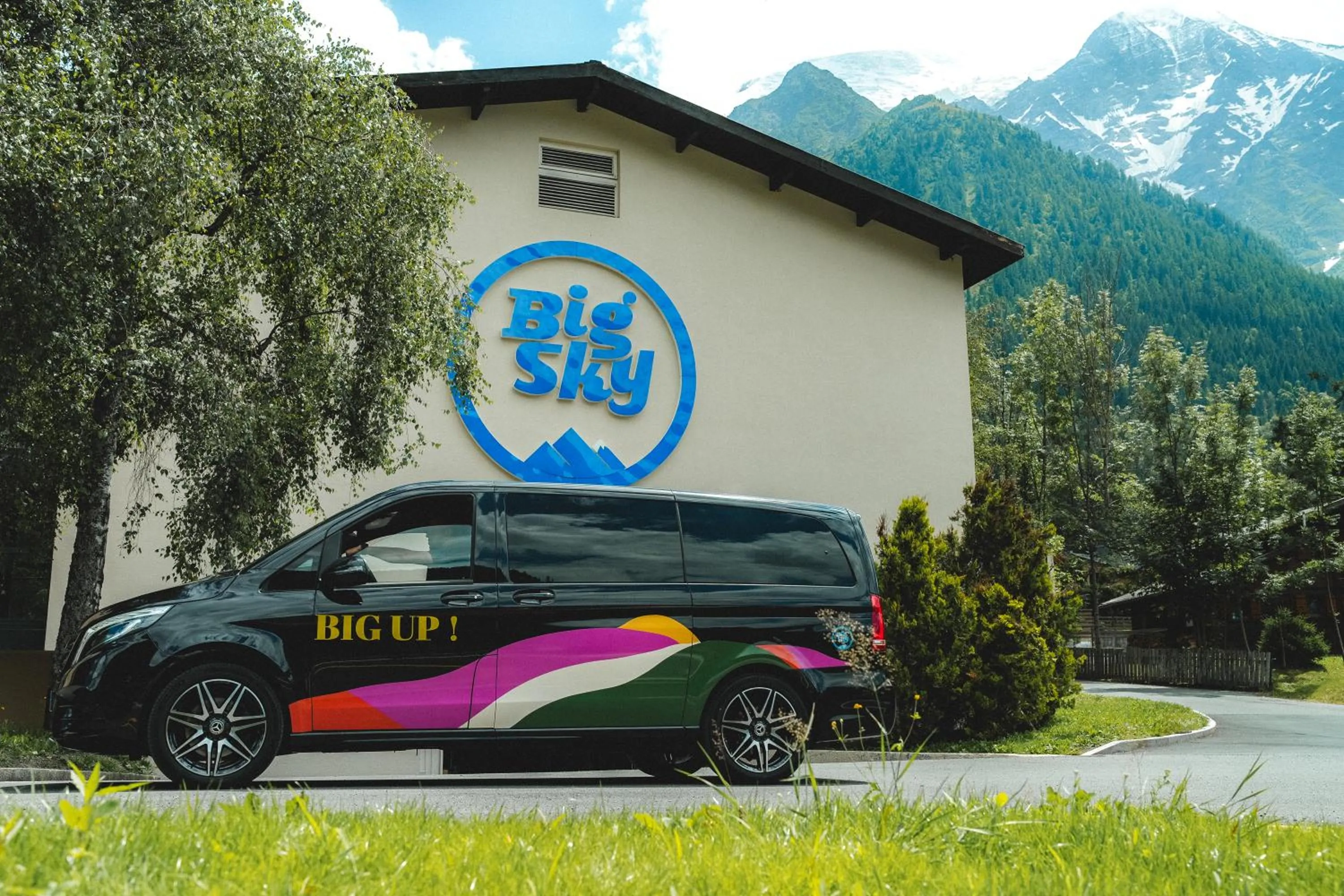 shuttle in Big Sky Hotel & Spa