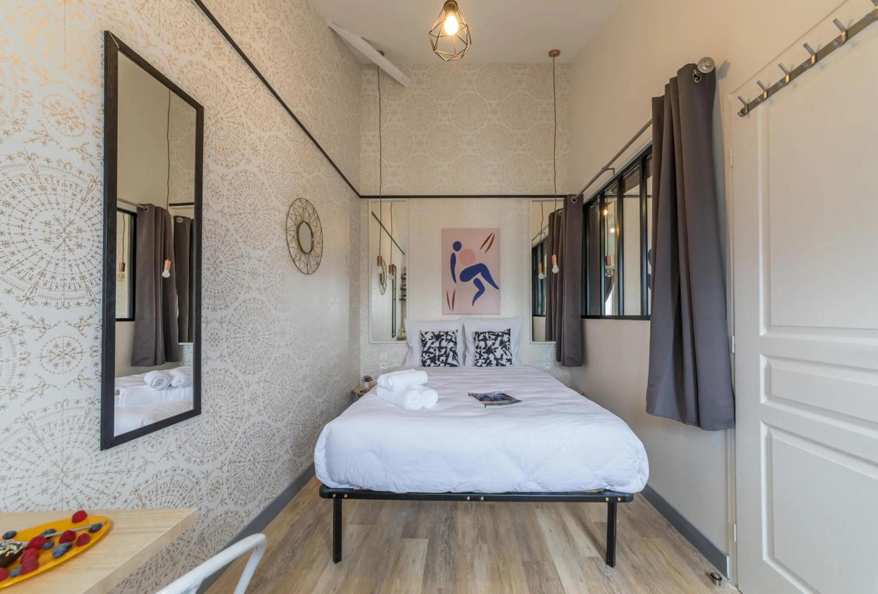 Two-Room Apartment in WS Saint-Lazare - Lafayette