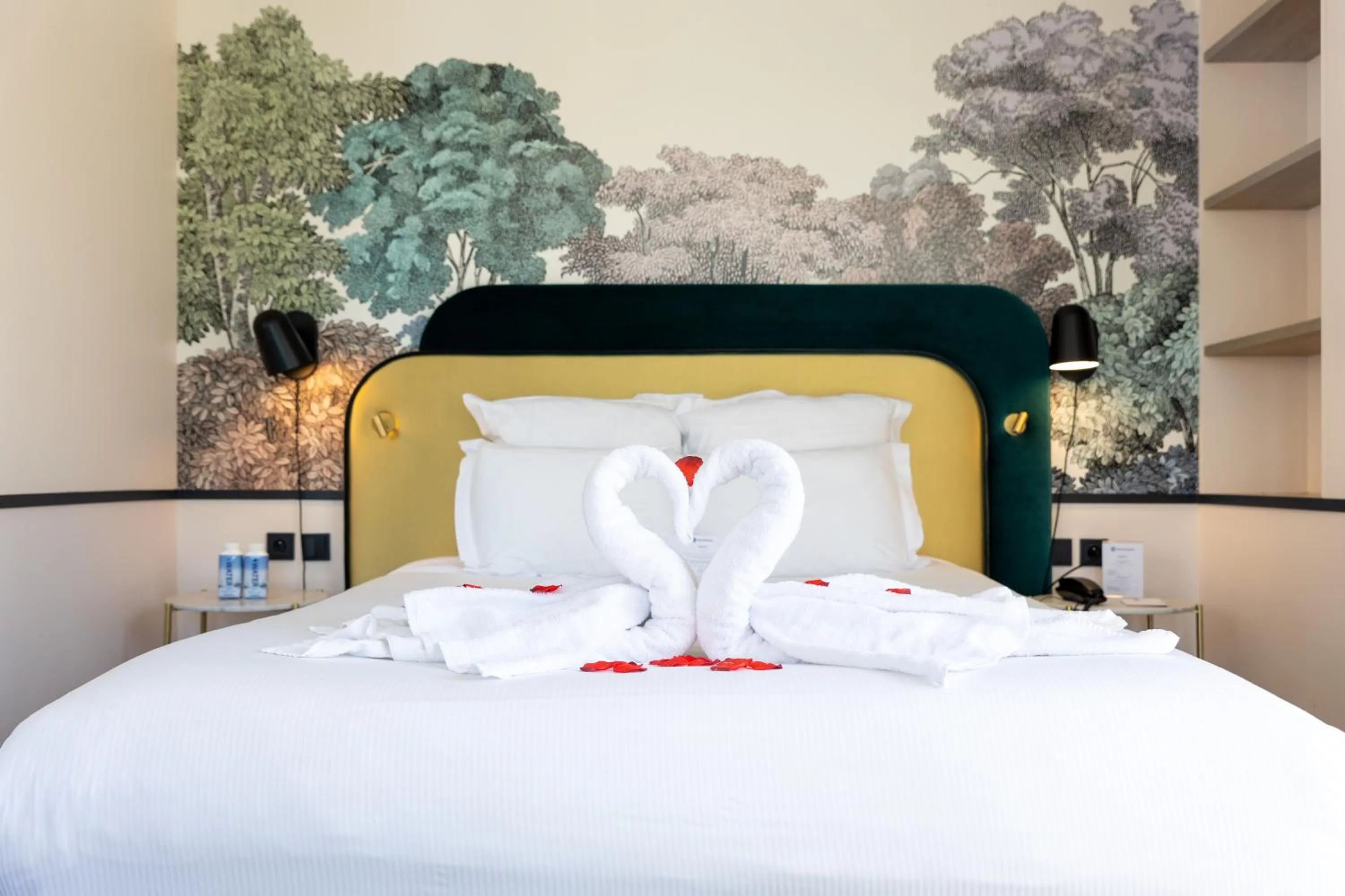 Bed in Best Western Hotel du Pont Wilson