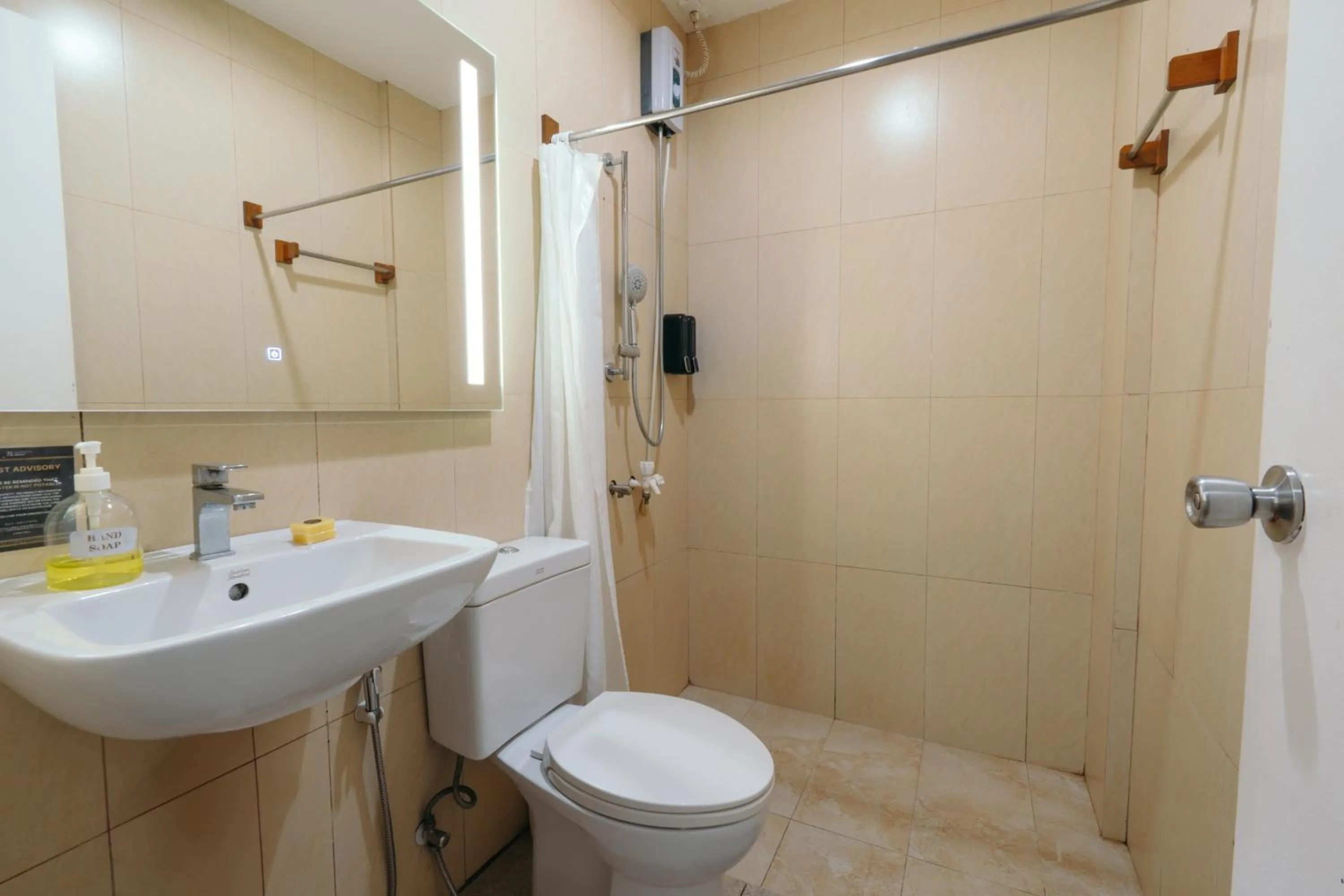 Shower in C Hotel Managed by H Hospitality Group