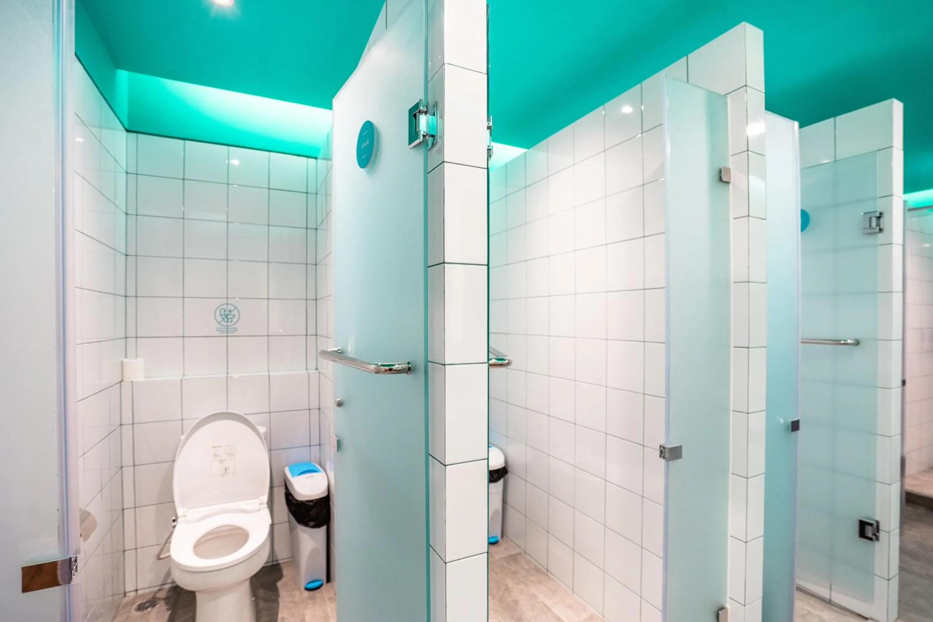 Bathroom in Bobopod Alun-Alun, Bandung