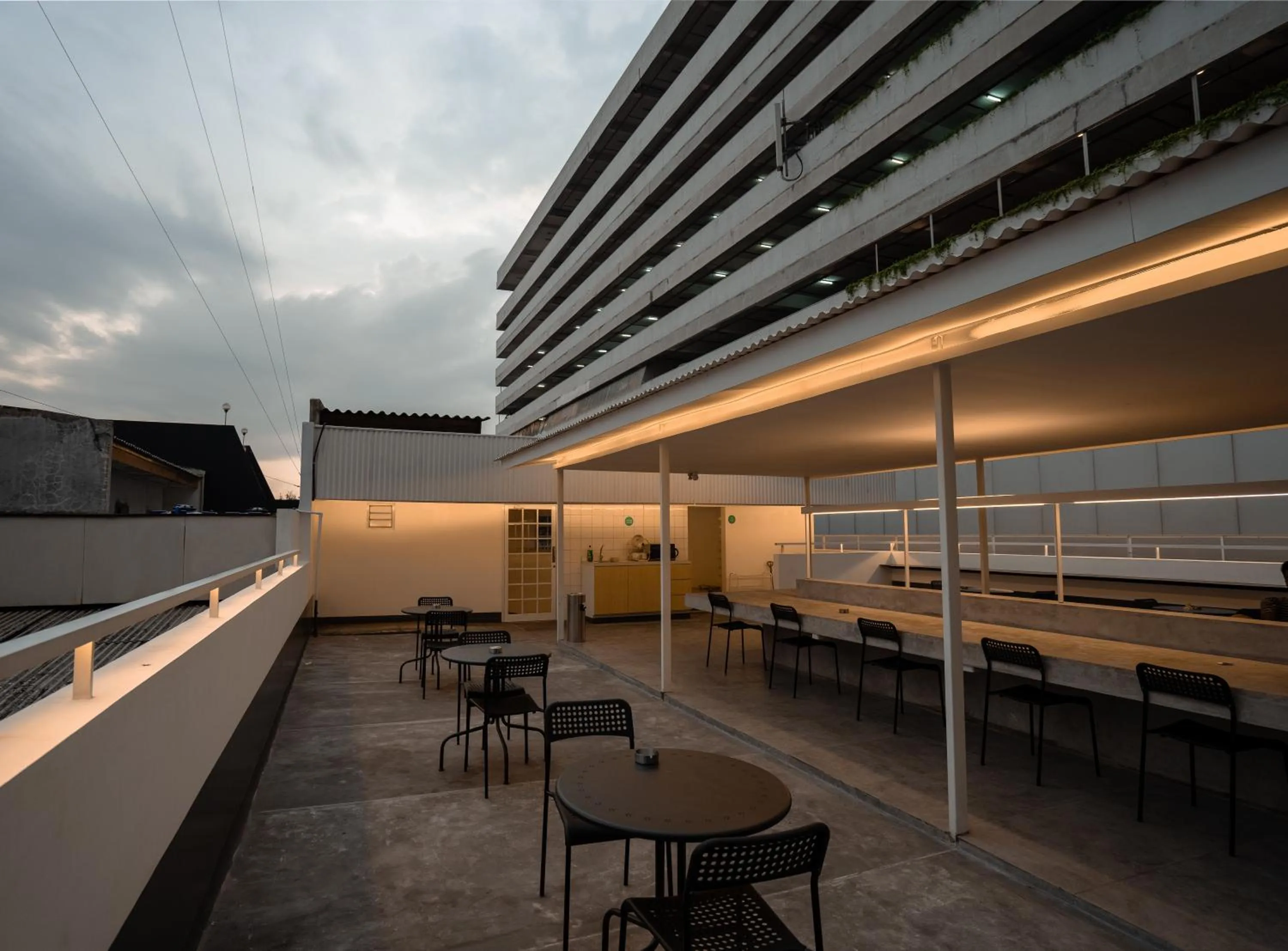 Balcony/Terrace in Bobopod Alun-Alun, Bandung