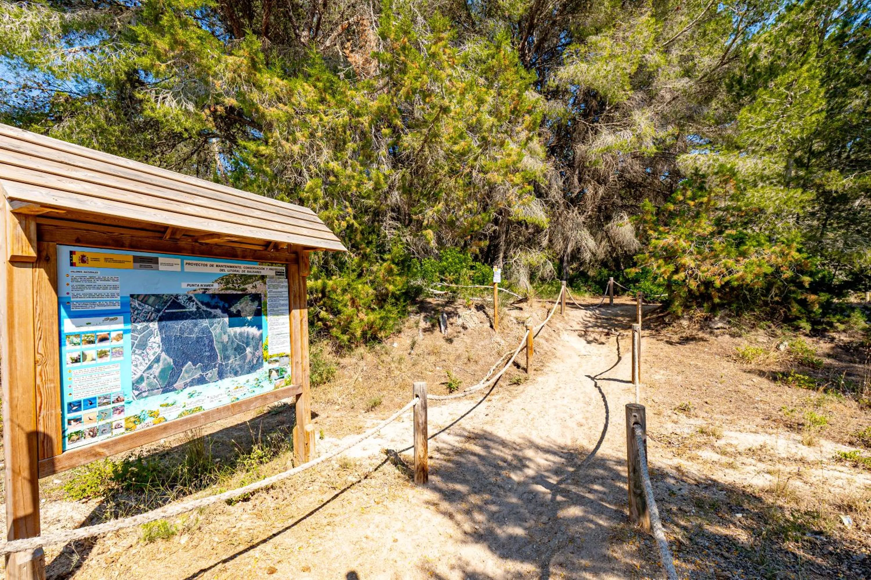 Hiking in Hotel Rosella affiliated by Intelier