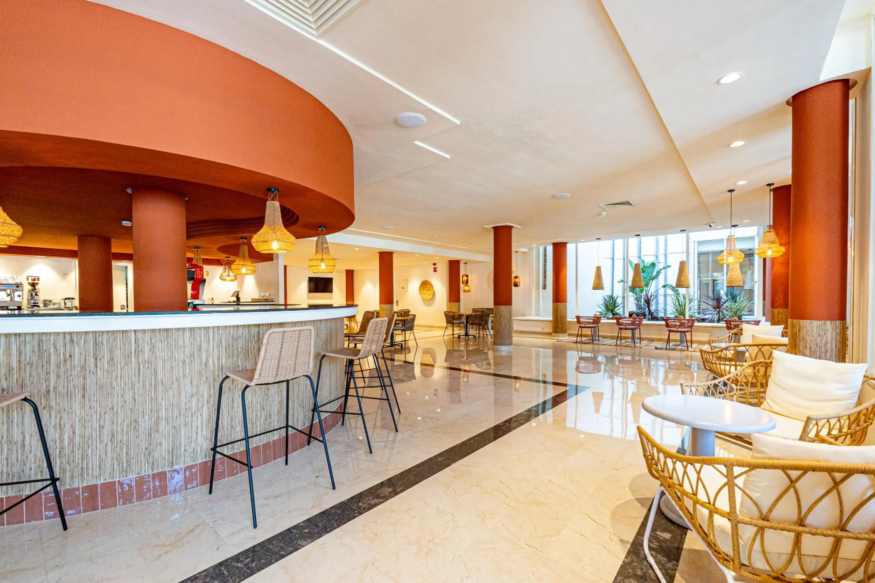 Lounge or bar in Hotel Rosella affiliated by Intelier