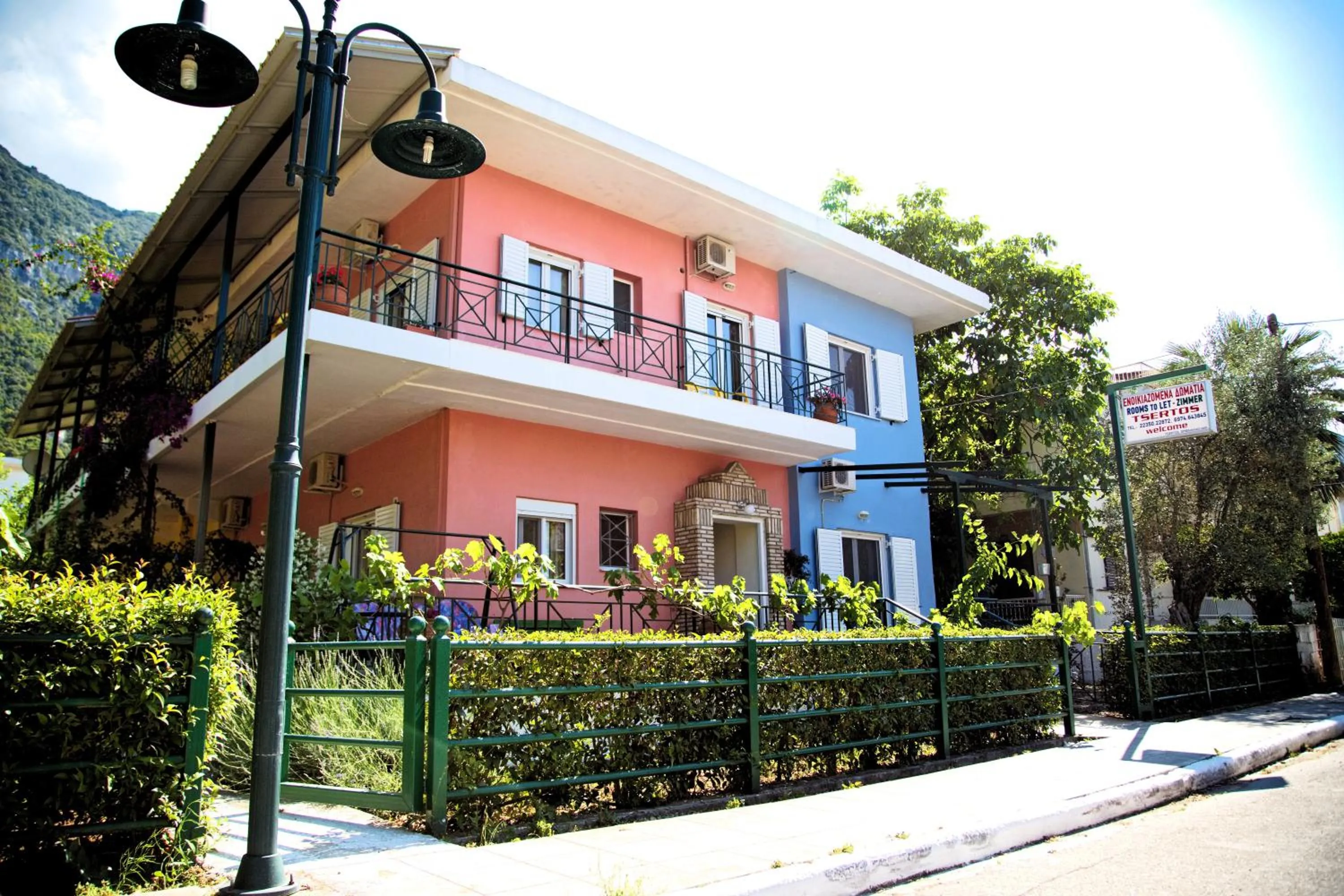 Decorative detail in Tsertos Apartments