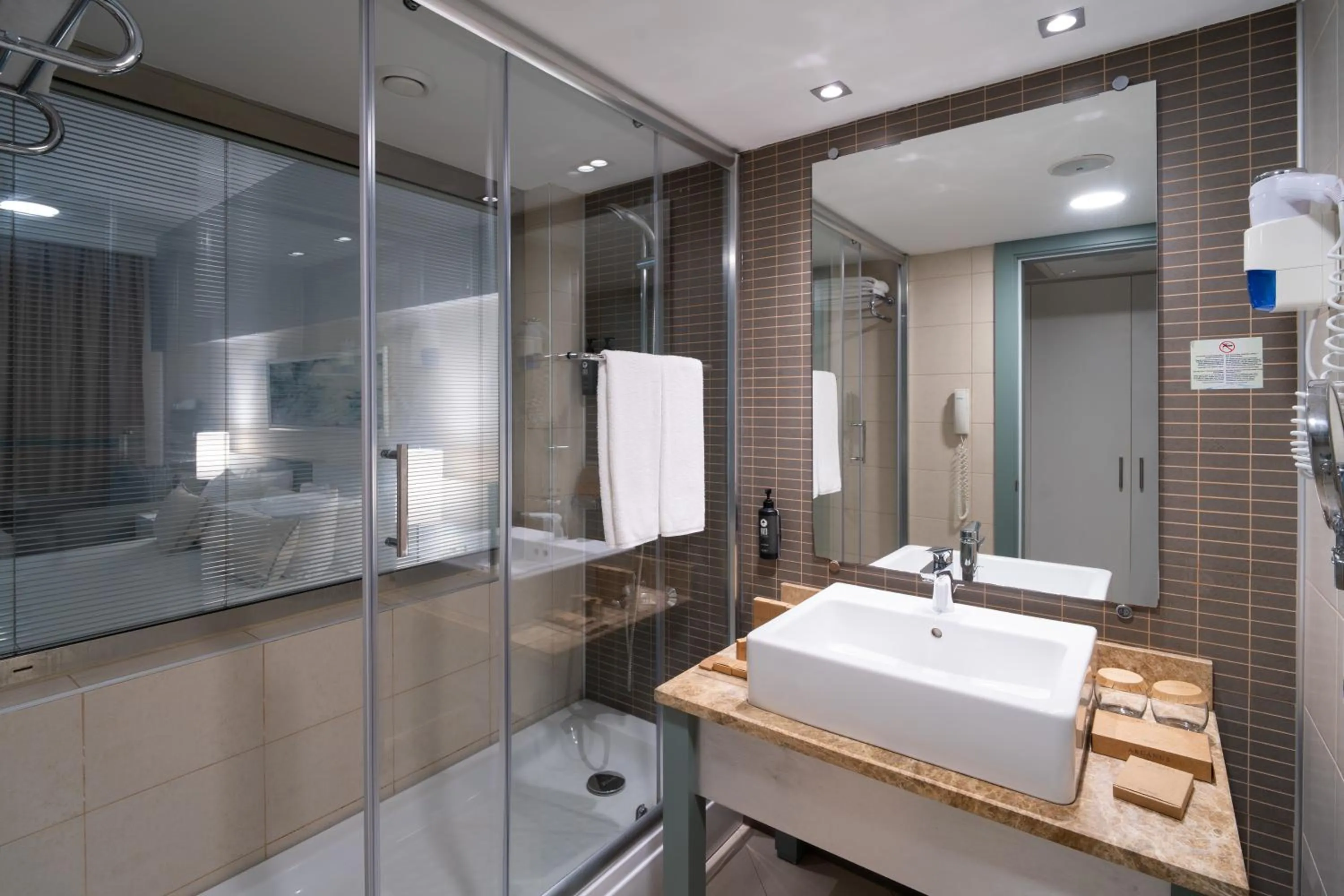 Shower in Arcanus Hotels Sorgun - Ultra All Inclusive