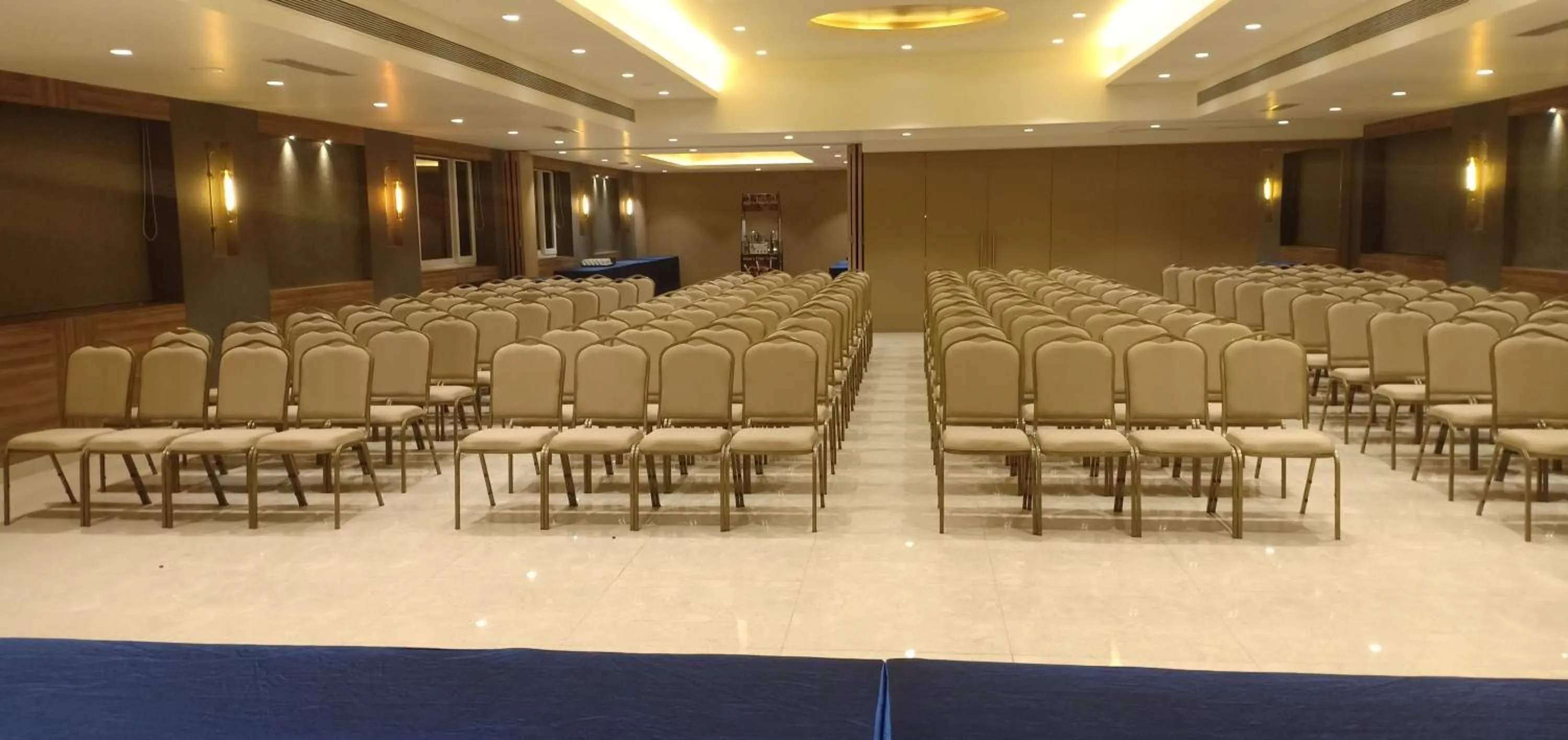 Meeting/conference room in Cosmique Clarks Inn Suites Goa