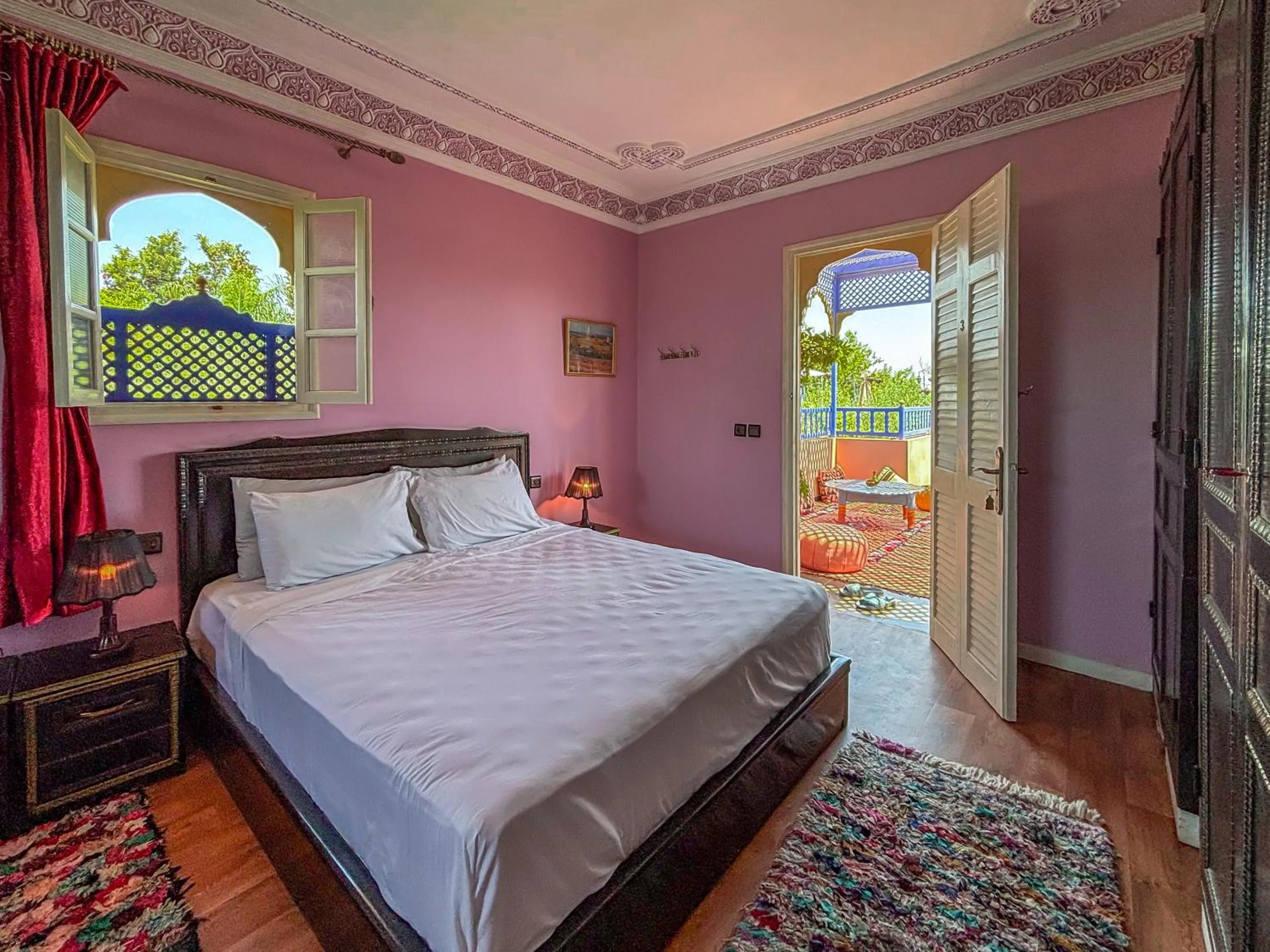 Bed in Le Bleu House