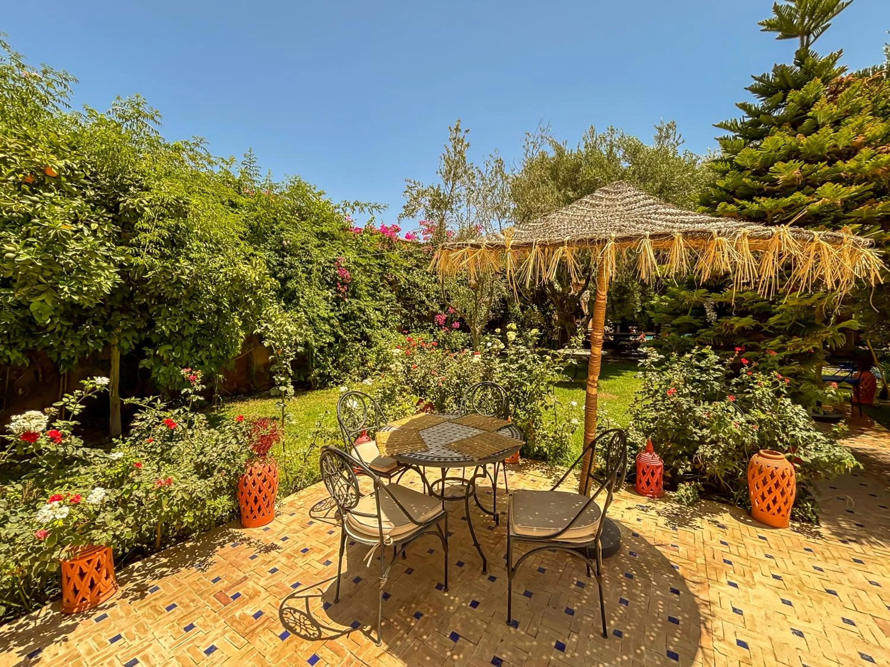 Patio in Le Bleu House
